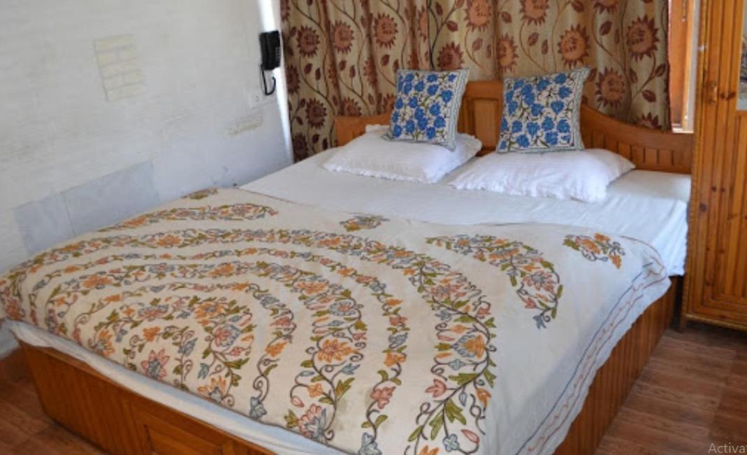 Hotel The Holy Land