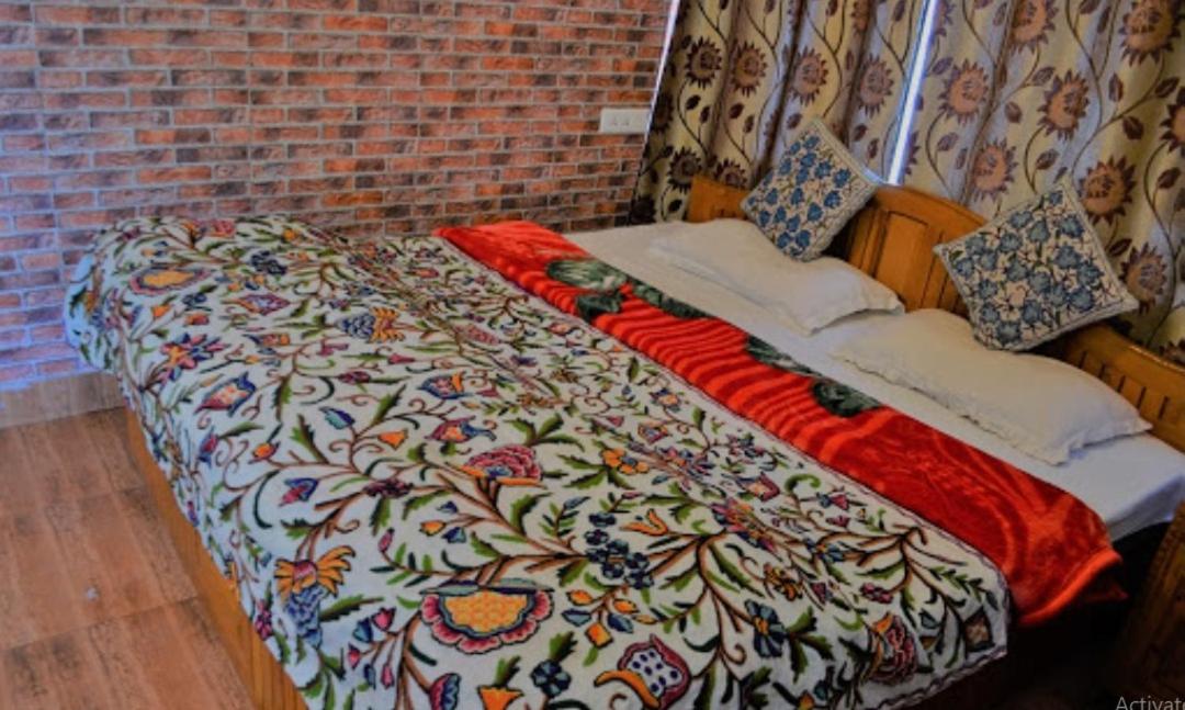 Hotel The Holy Land