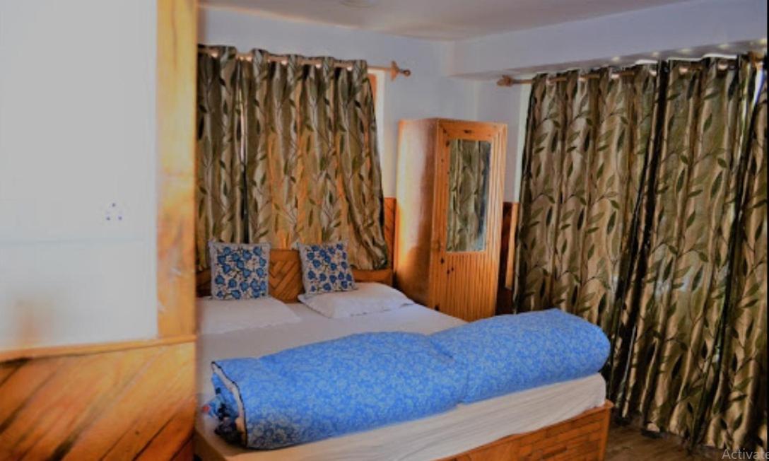 Hotel The Holy Land