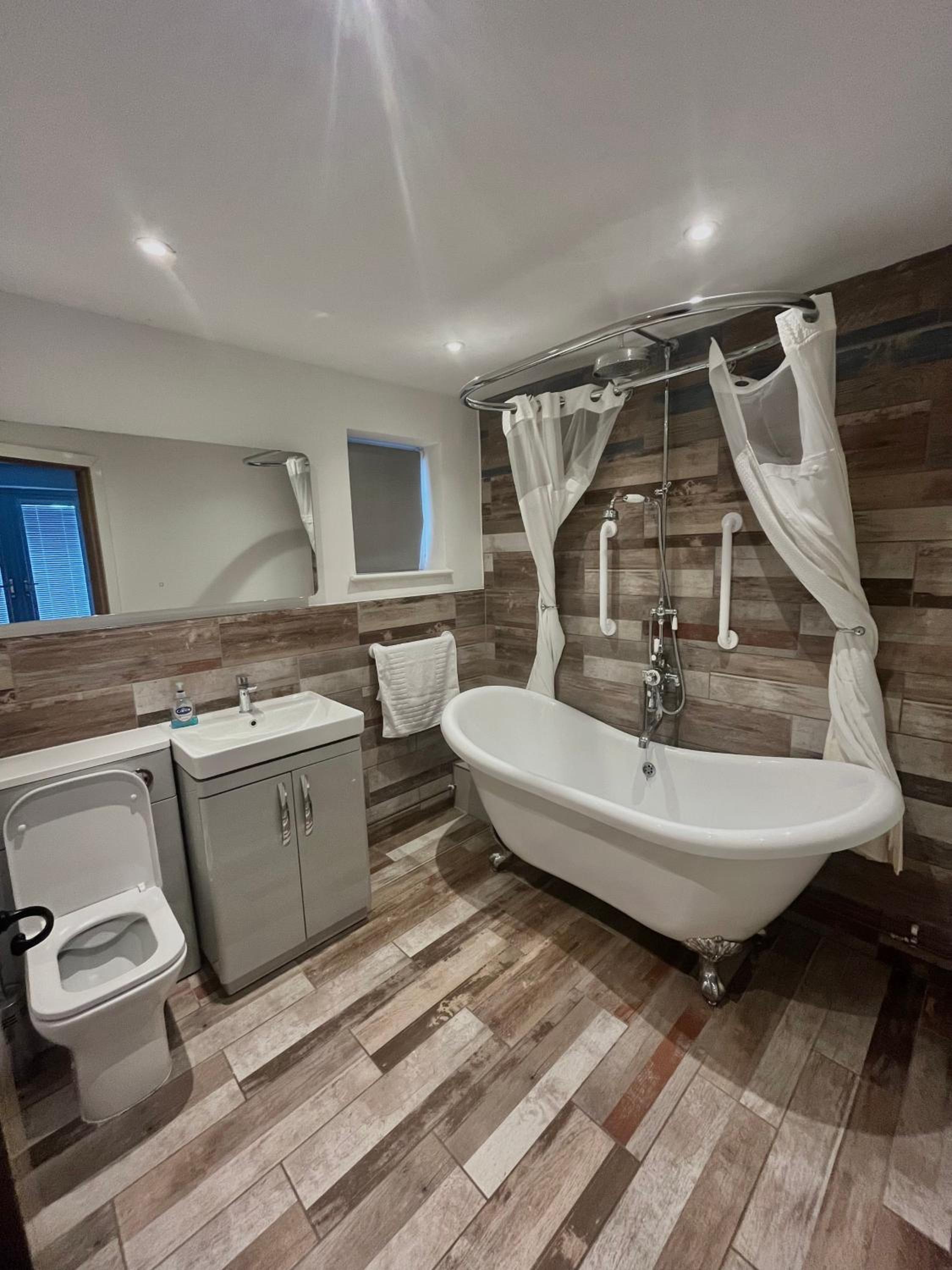 The Birch Lodge located in Pegsdon view 3