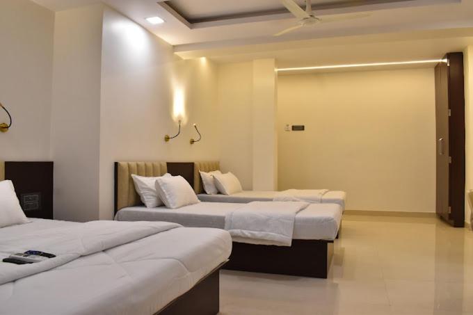 Hotel Elegance Inn