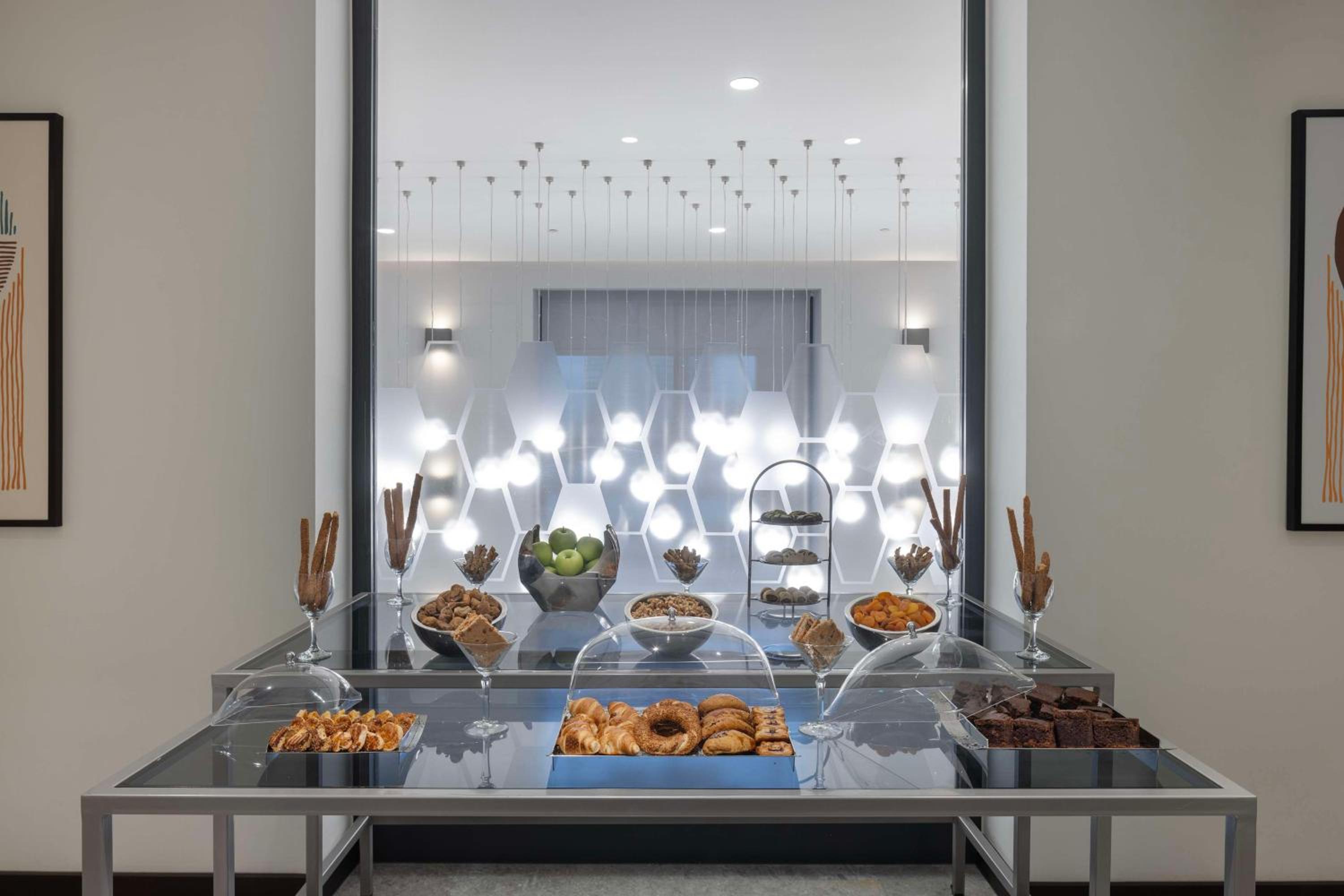 Hampton by Hilton Antalya Havalimanı - Image 52