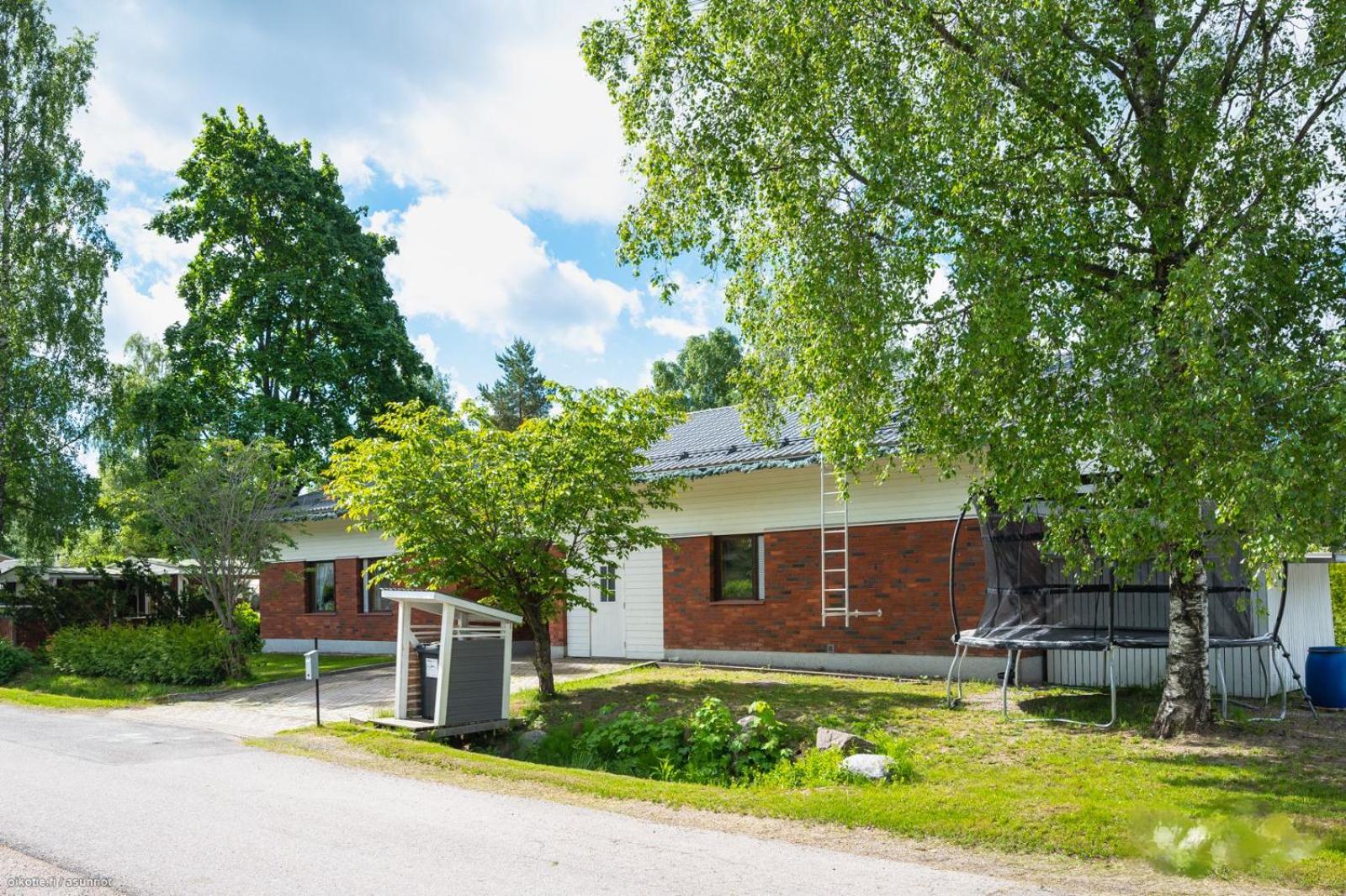 Peaceful Wood-fired Sauna Stay