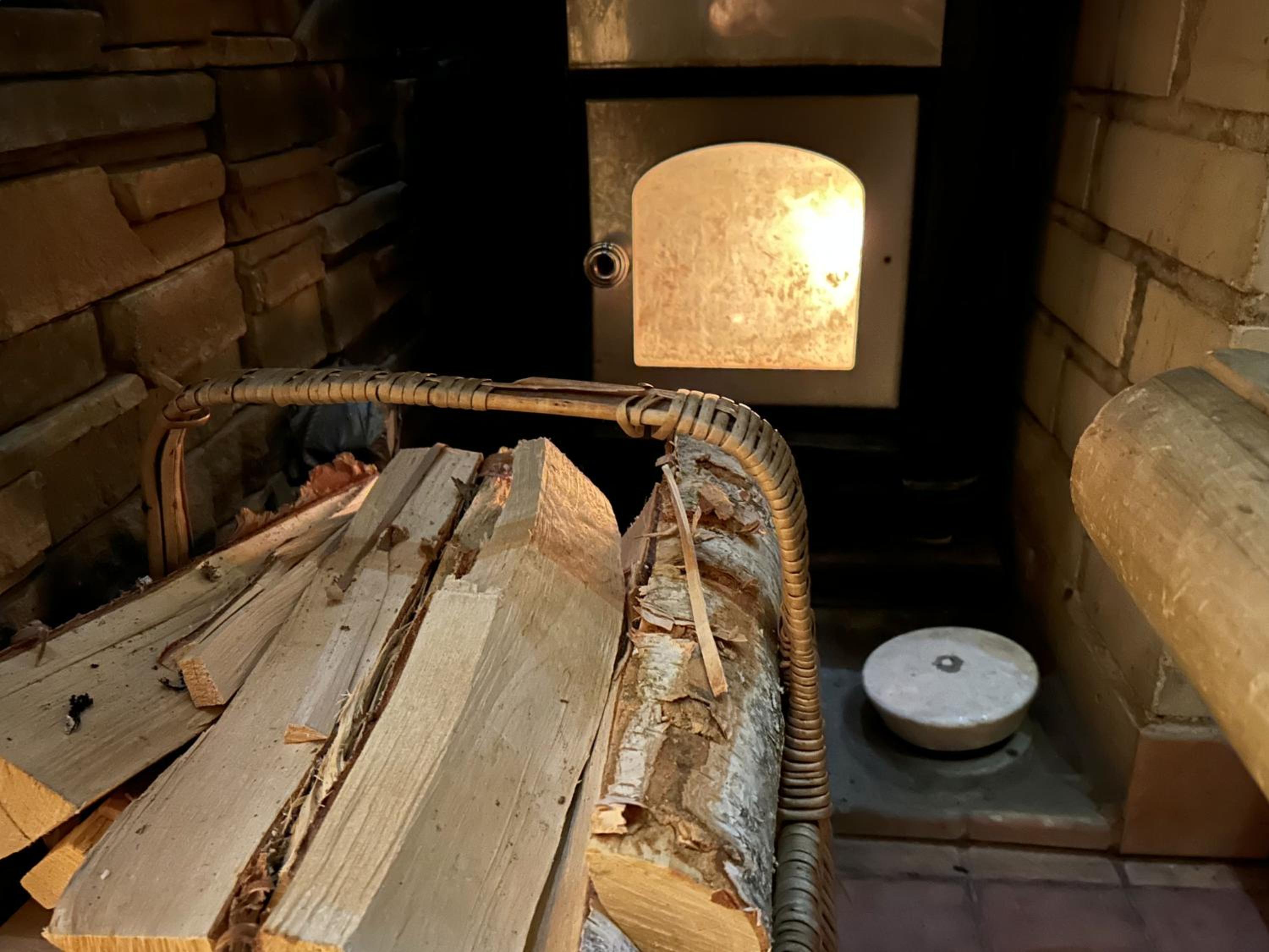 Peaceful Wood-fired Sauna Stay