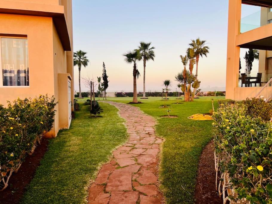 Ocean Gem - Exclusive 2BR, Balcony Pool, Beach, Surf & Views view 3