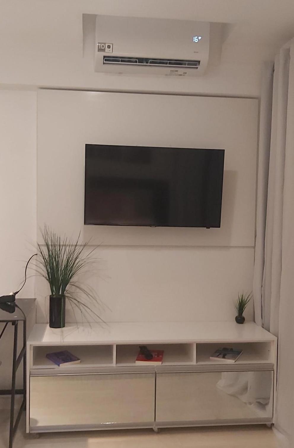 Lindo studio equipado em apartamento clube com academia e conforto no centro de Curitiba - MID Home