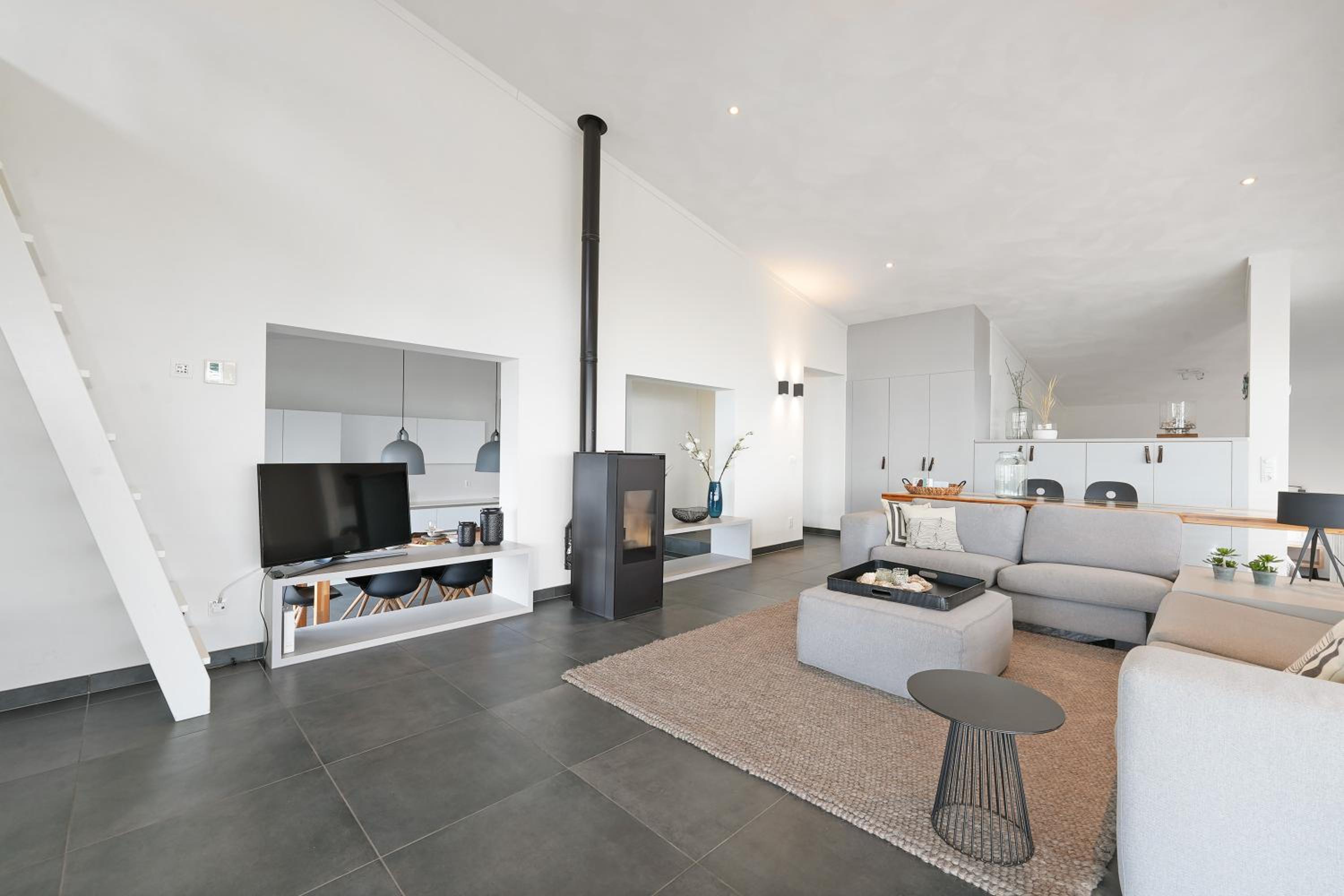 Villa Super VIP | 4 Pers. (Villa 3) with private beach view 2