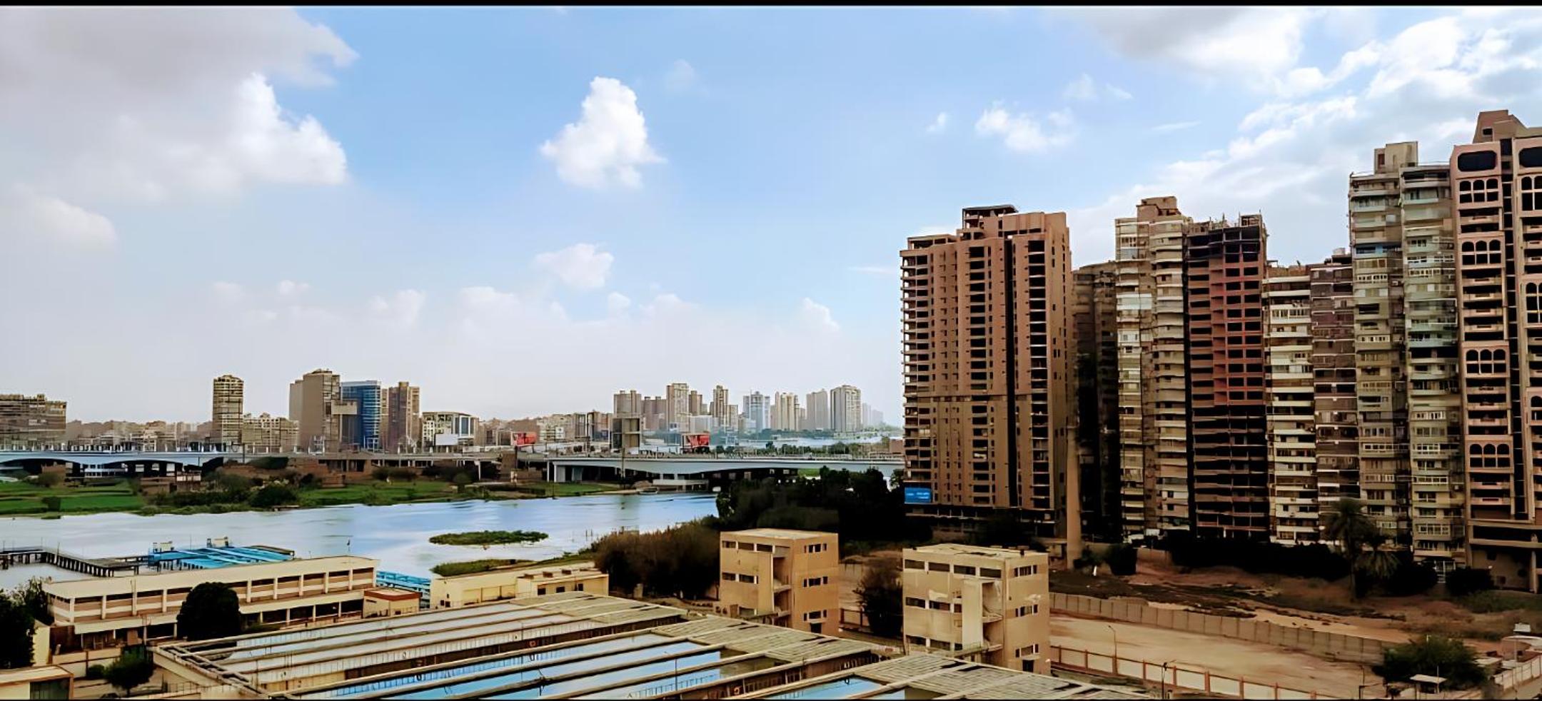 Nilefront 3BR luxury Apt in Giza