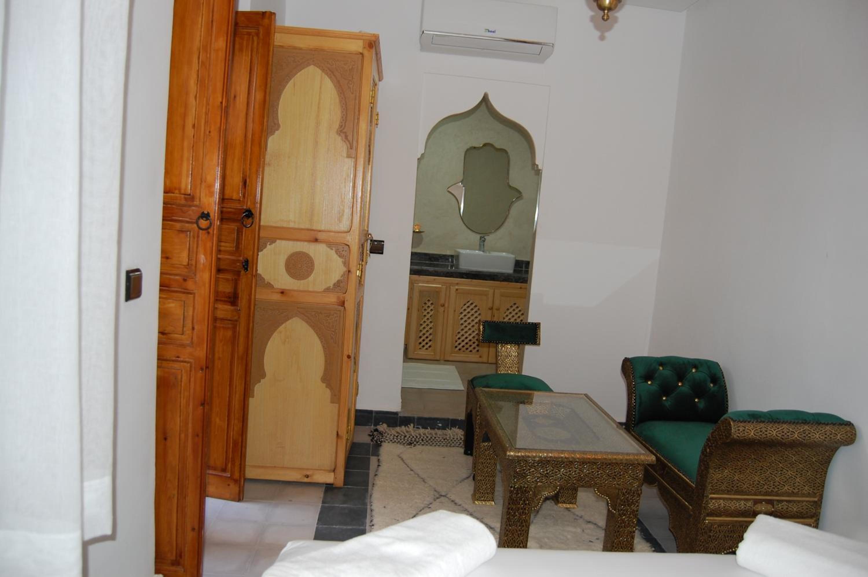 Photo 47