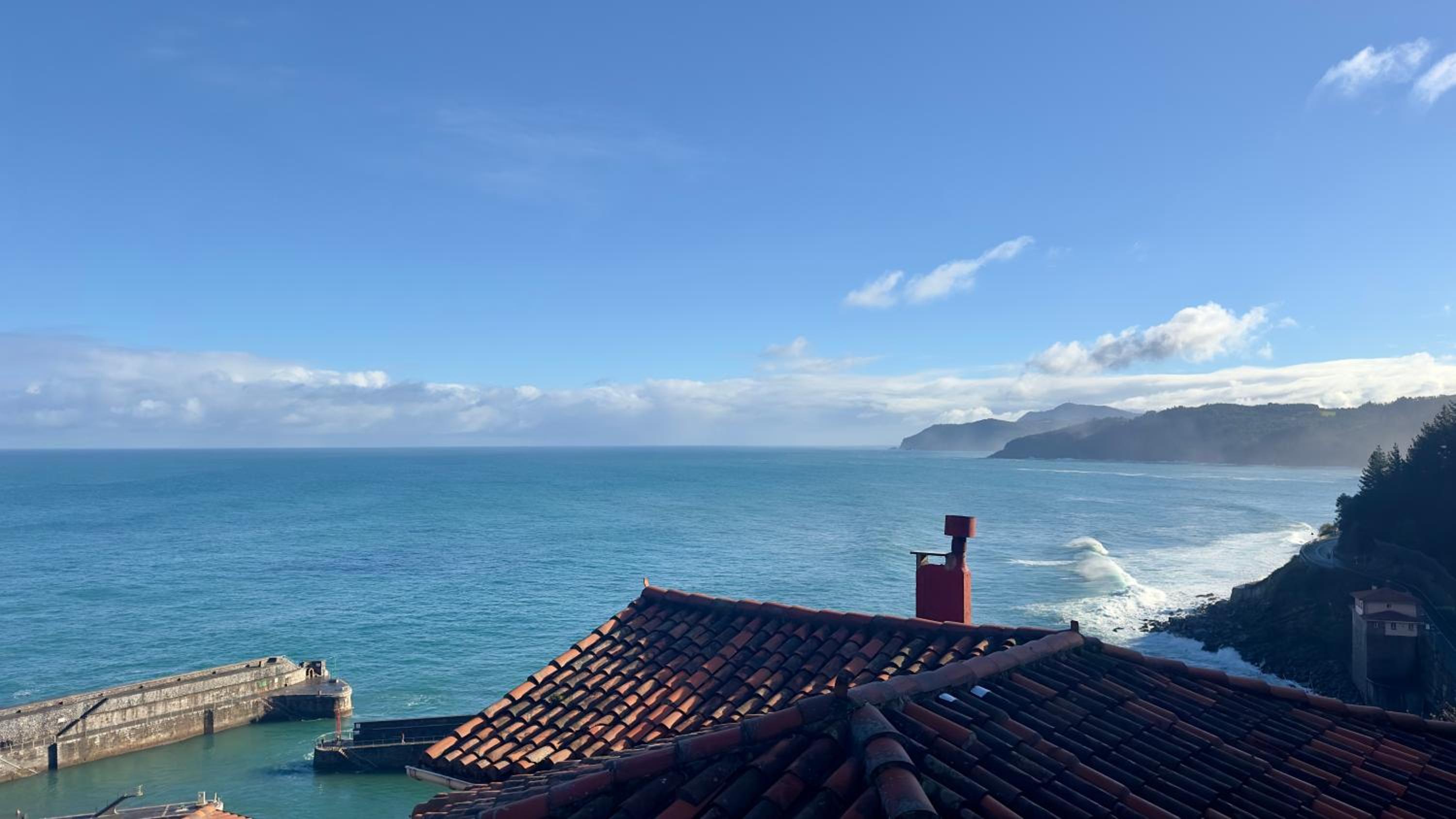 Edificio con vistas en Elantxobe + wifi view 3