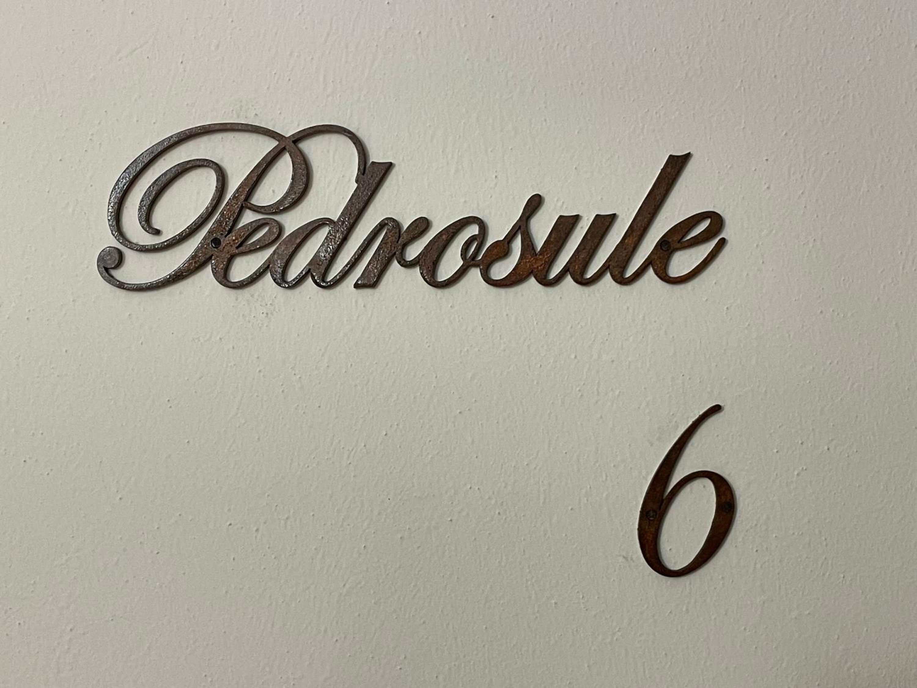 Photo 32