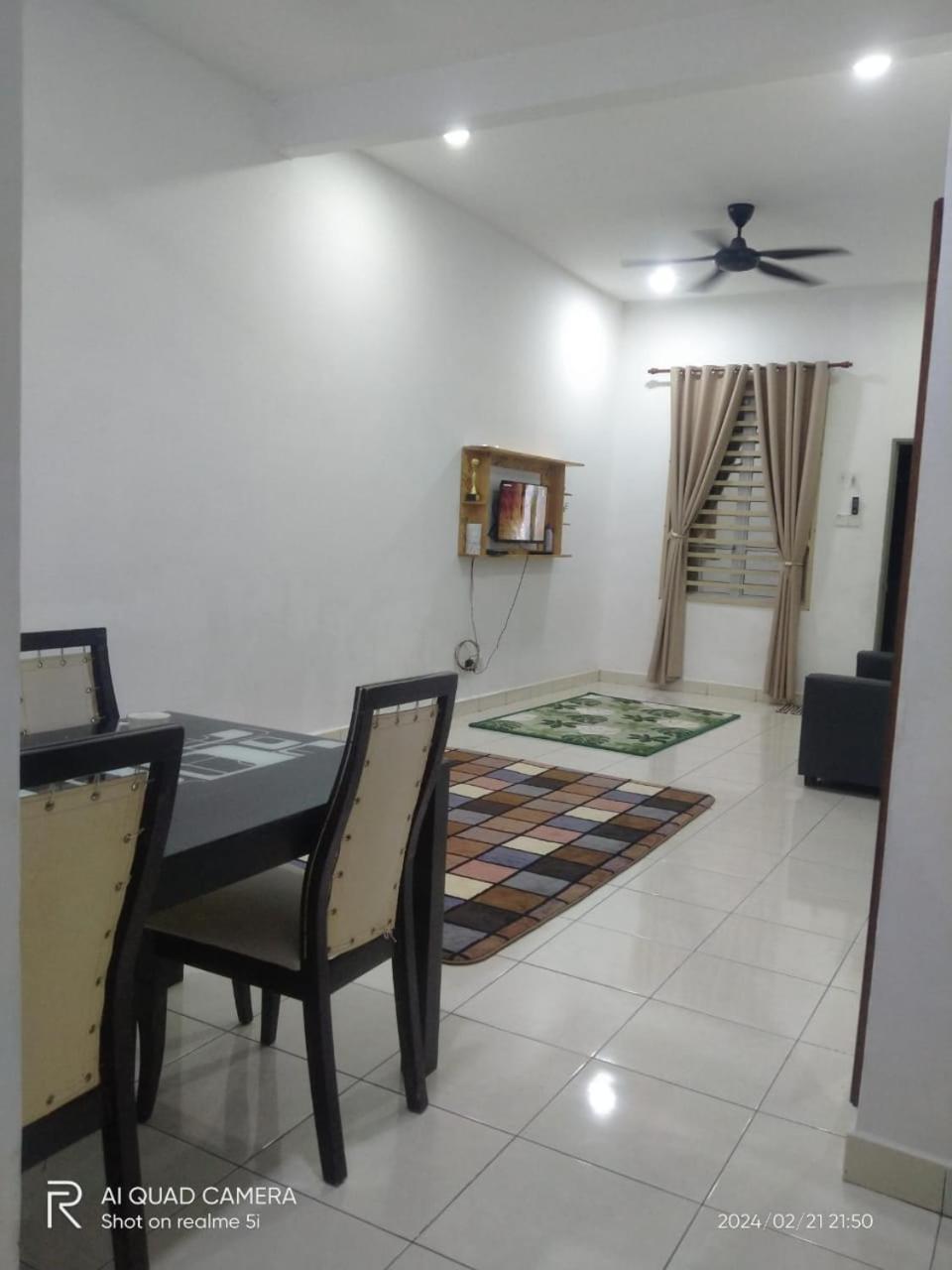 BONDA ROSNAH HOMESTAY