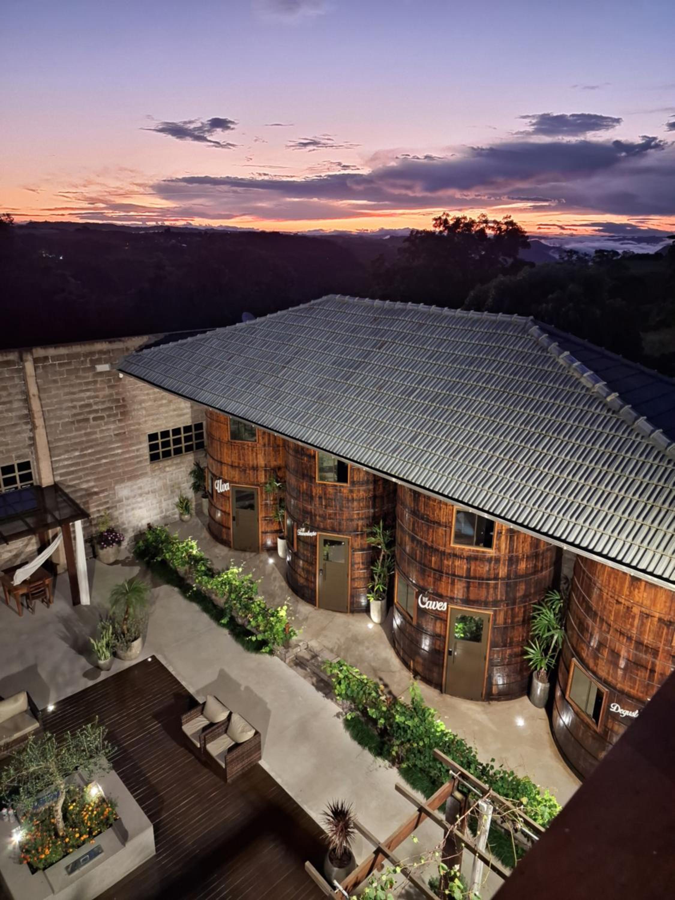 Hotel Villa Vinicolla Hospedagem Conceito