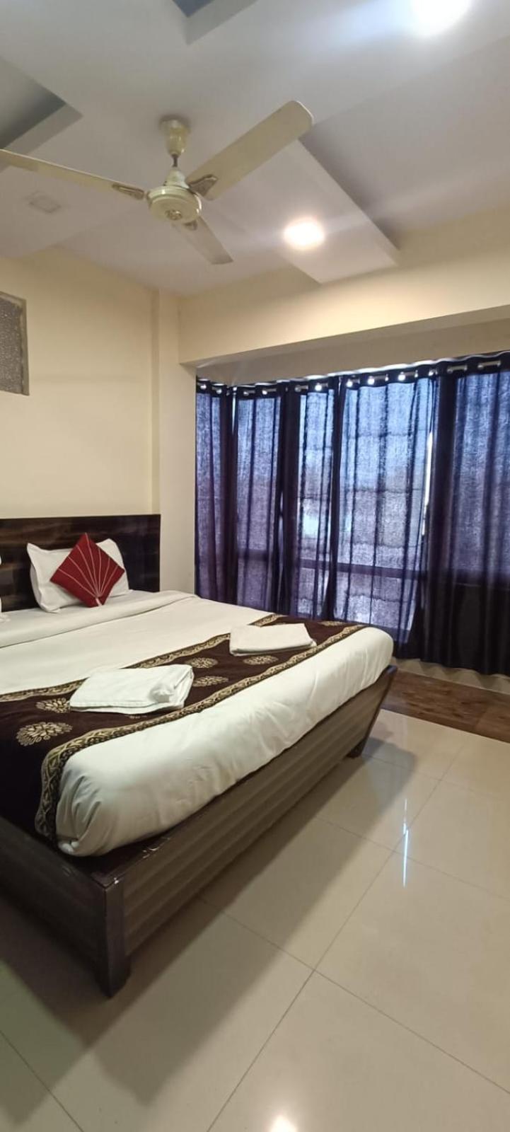 New Phoenix By Glitz Hotels view 3