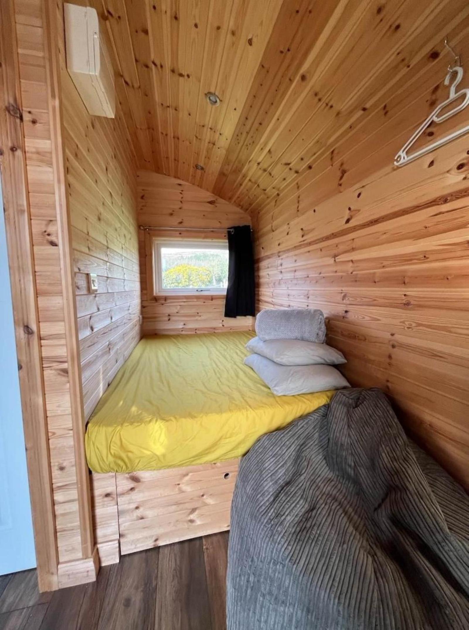 The Getaway - The Red Kite - Pet Friendly Luxury Glamping Cabin - Adults Only view 3