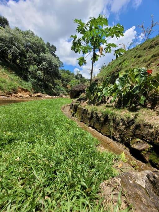 Recanto das Cachoeiras na Serra do Brigadeiro