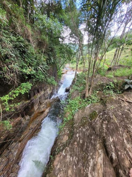 Recanto das Cachoeiras na Serra do Brigadeiro