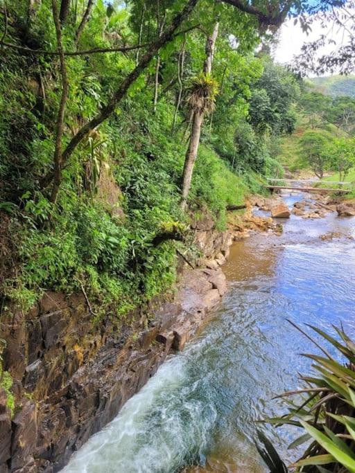 Recanto das Cachoeiras na Serra do Brigadeiro