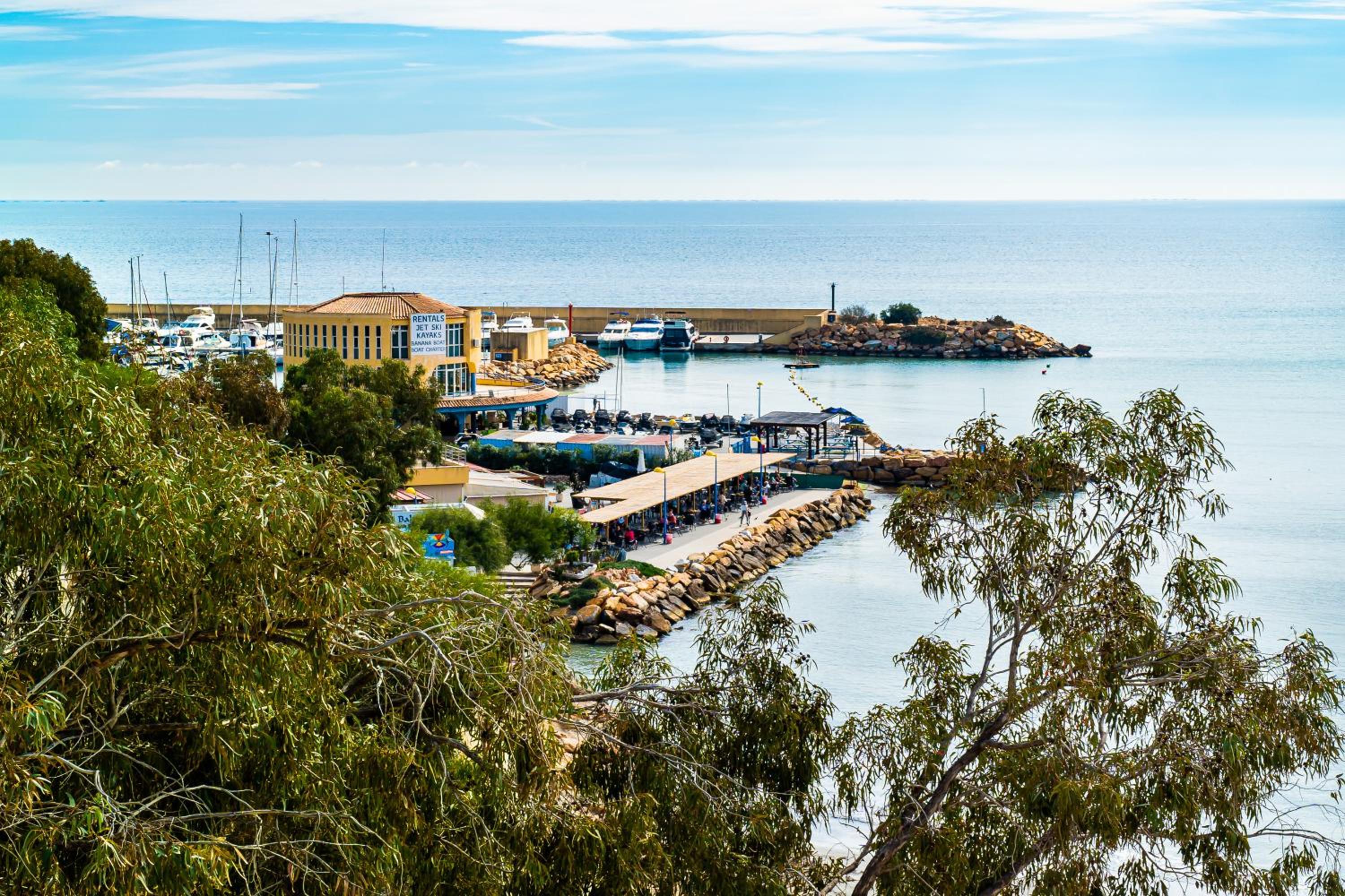 APARTMENT by THE SEA
