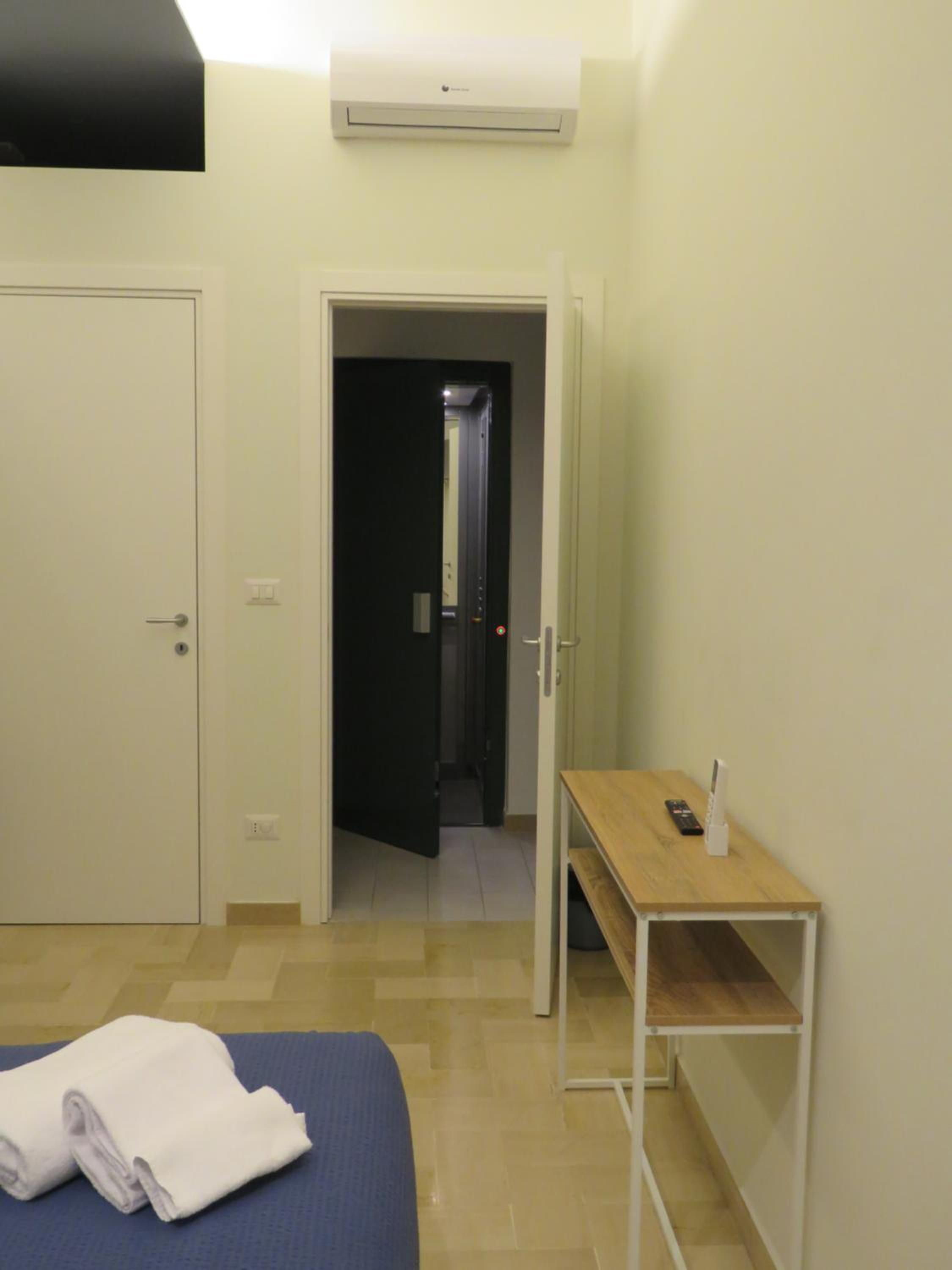 Photo 44
