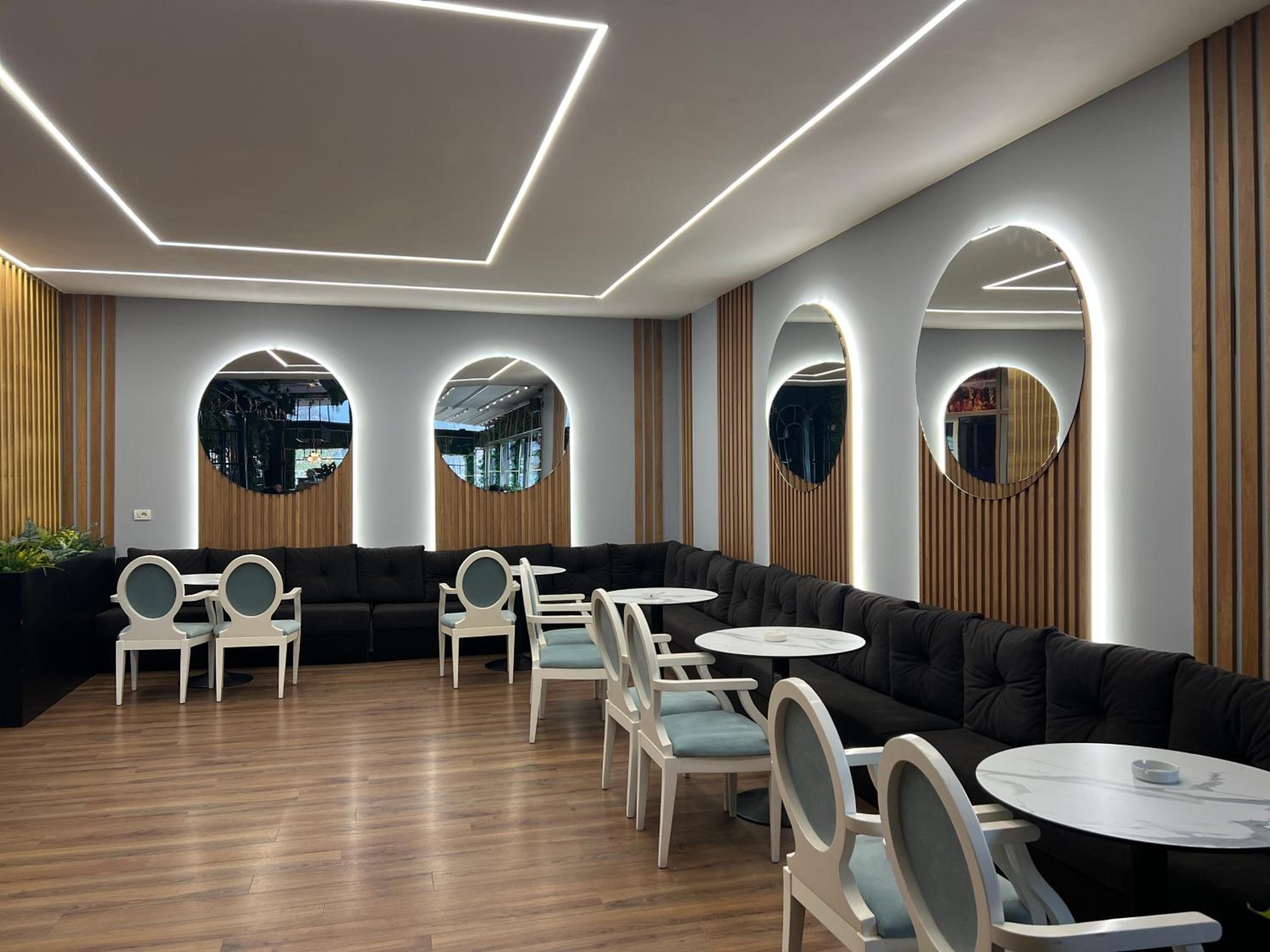 Hotel Colis