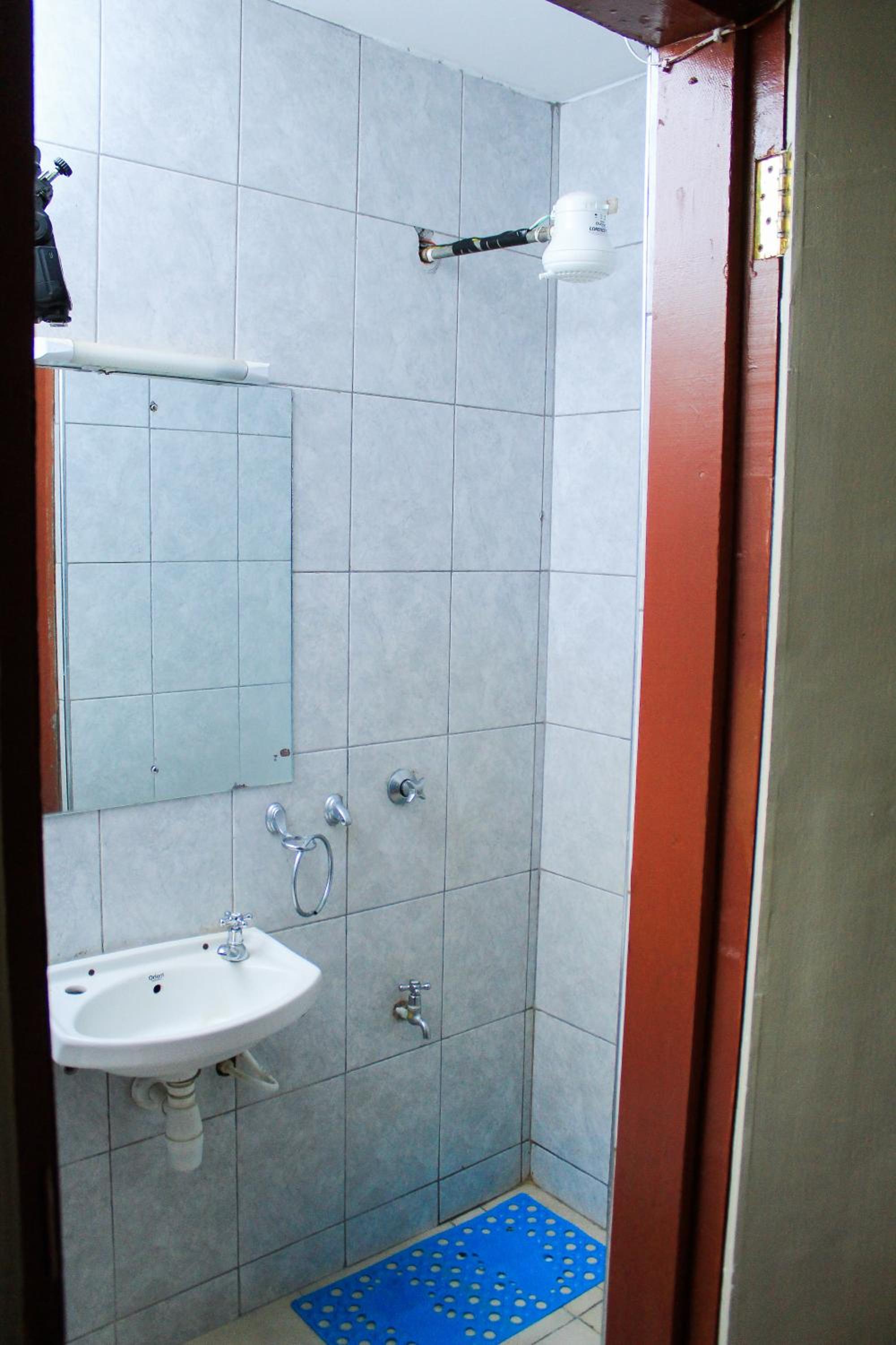LaMeg Furnished 1 br in Aviation view 3