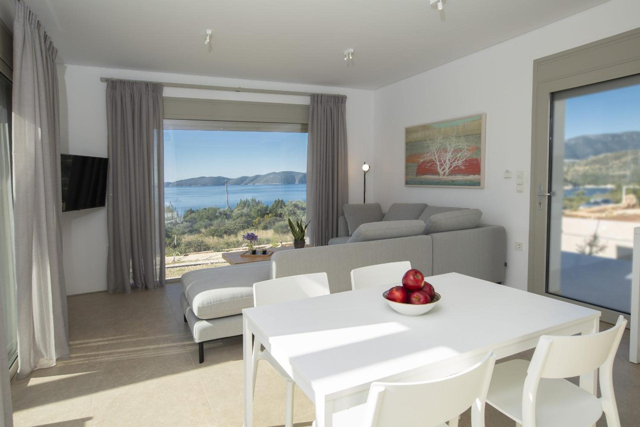 ELYANE VILLAS near AMMOUSSA BEACH
