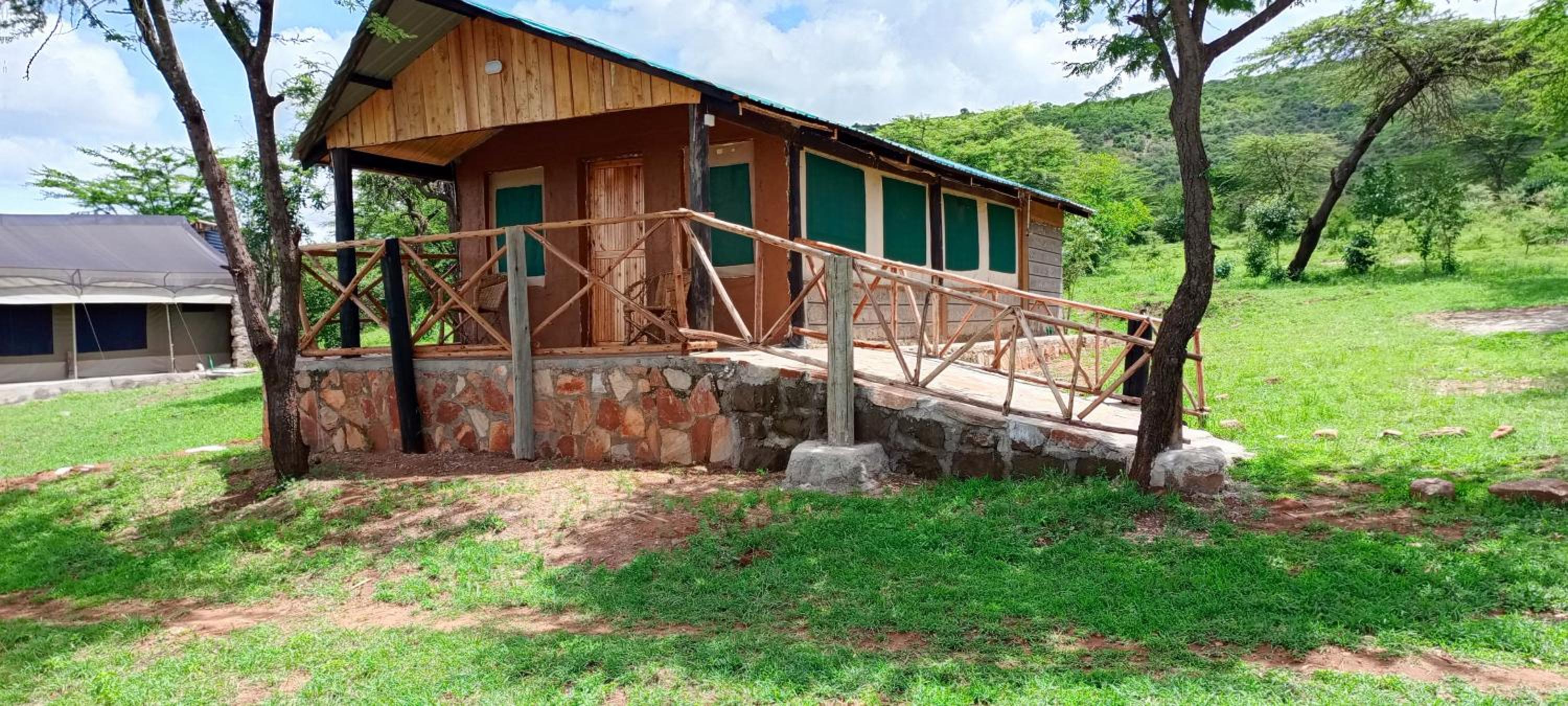 orkaria safari mara camp view 2