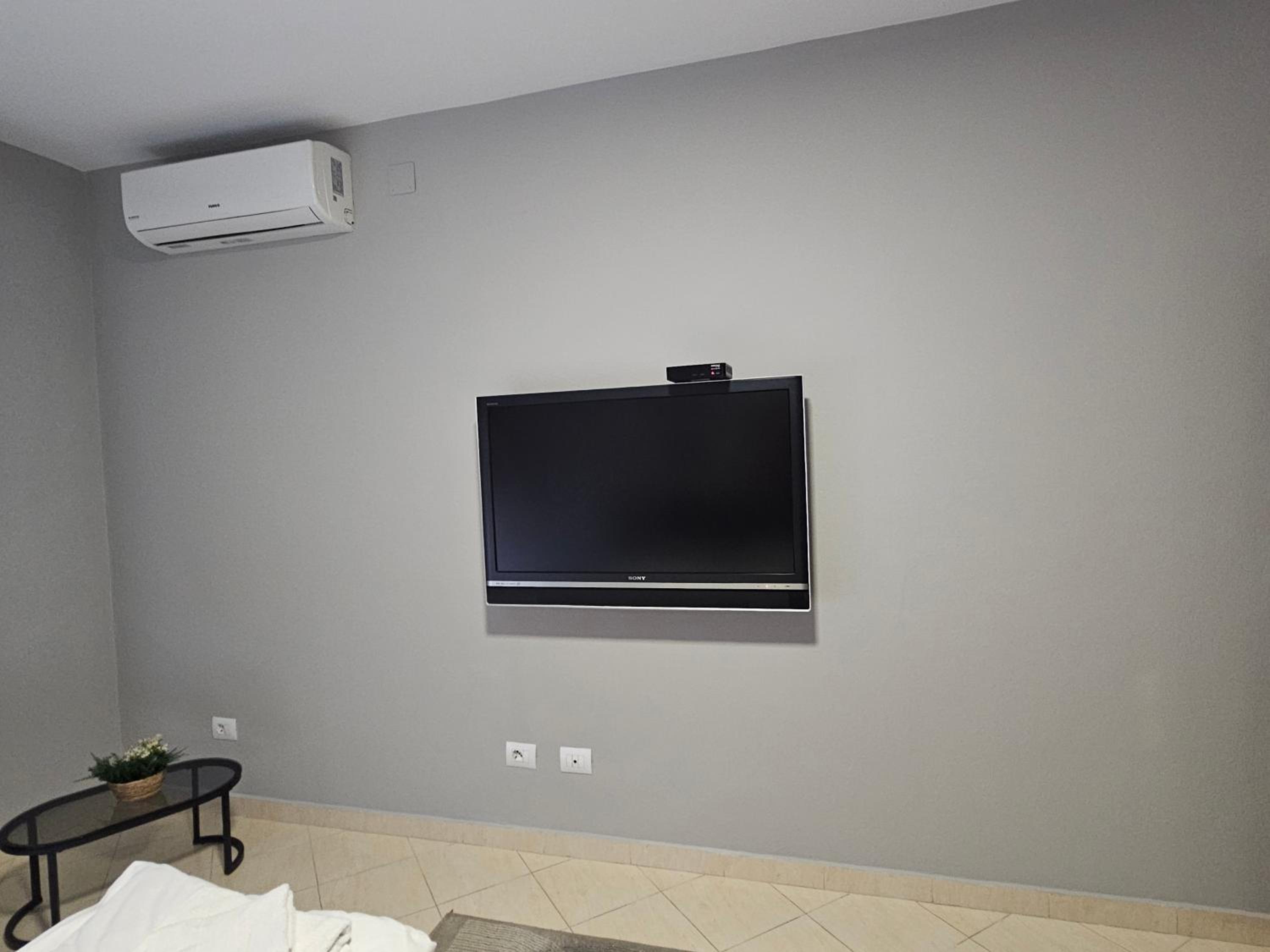 Tirana Center Apartment 12