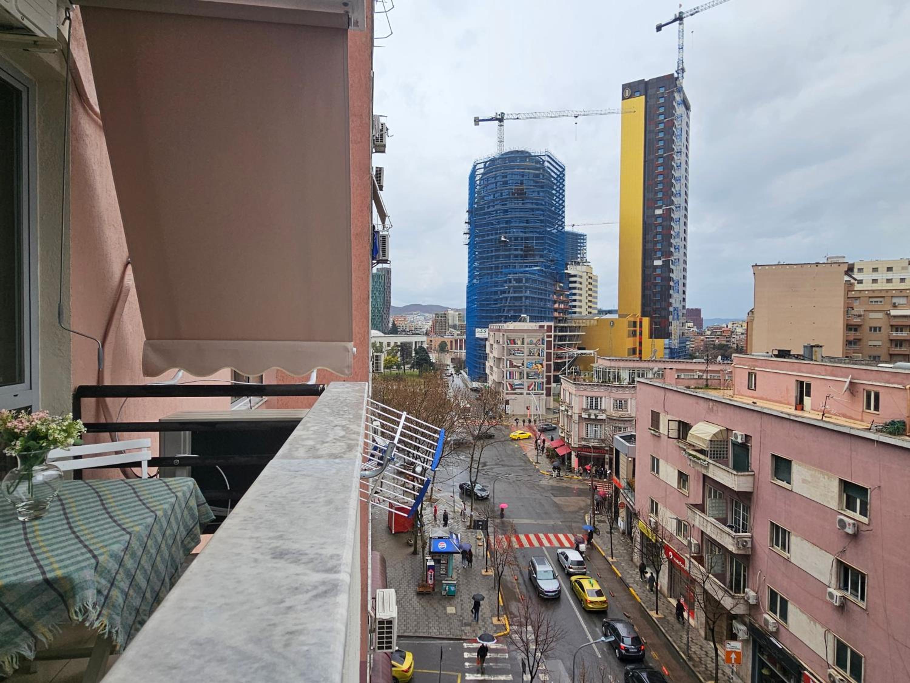Tirana Center Apartment 12