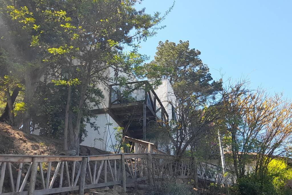Agradable Casa a Orillas del Lago Rapel
