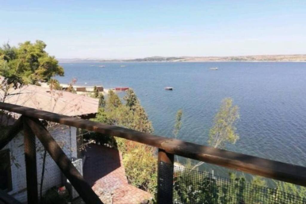 Agradable Casa a Orillas del Lago Rapel