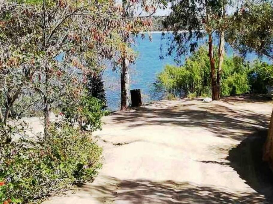 Agradable Casa a Orillas del Lago Rapel