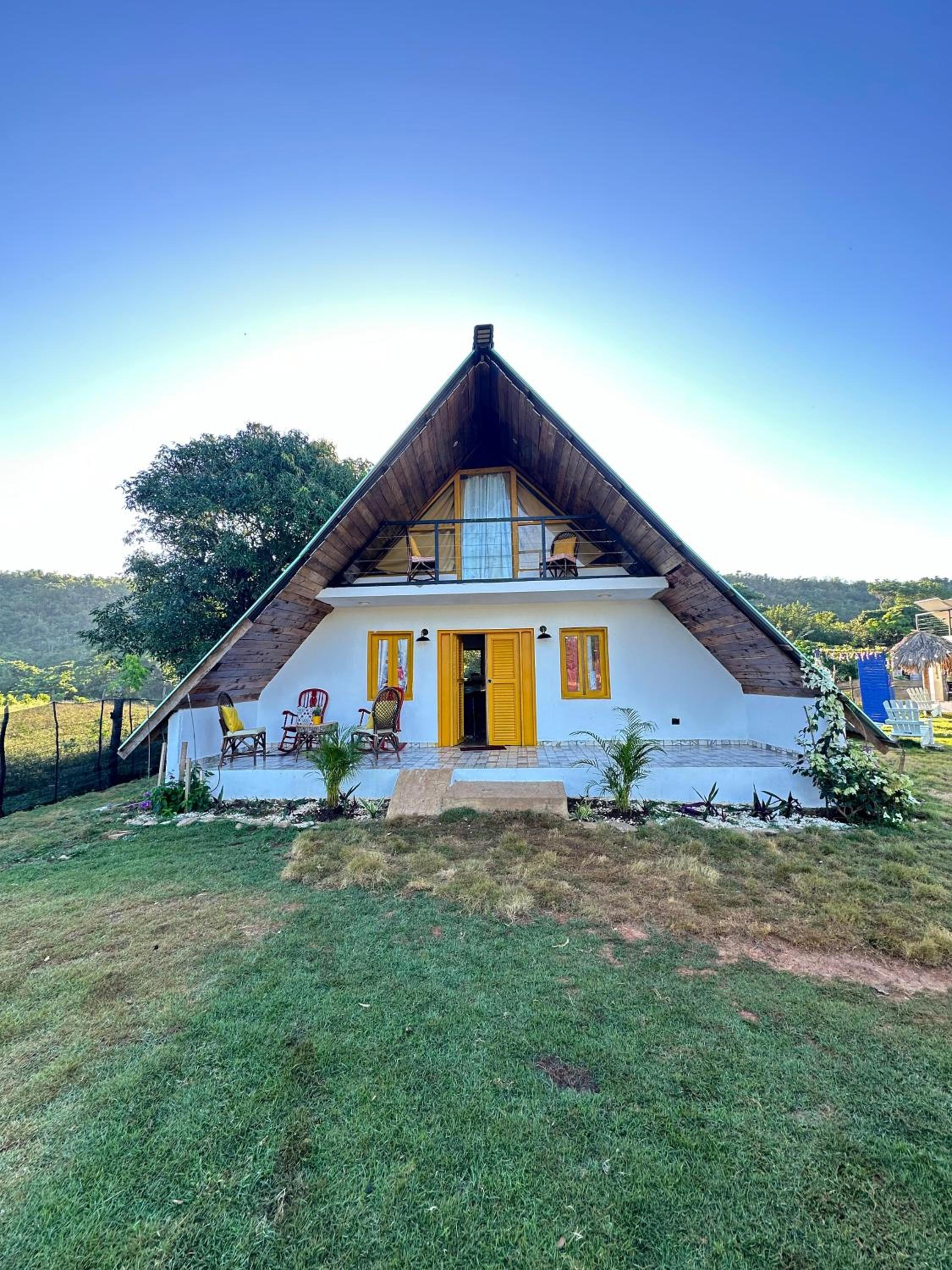 Dreamvilles Ecovillage Eco Villas with Jacuzzi near Beaches