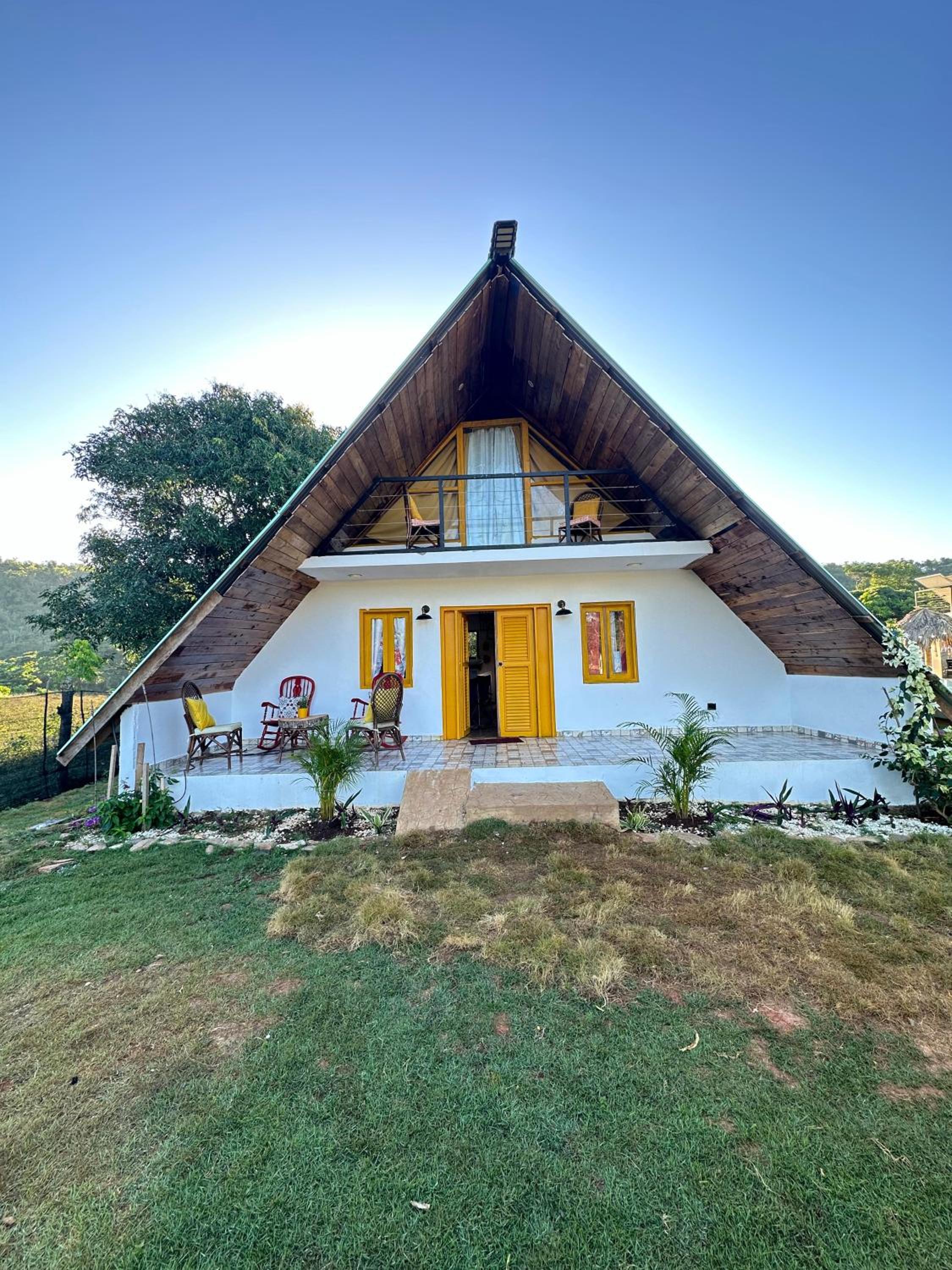 Dreamvilles Ecovillage Eco Villas with Jacuzzi near Beaches