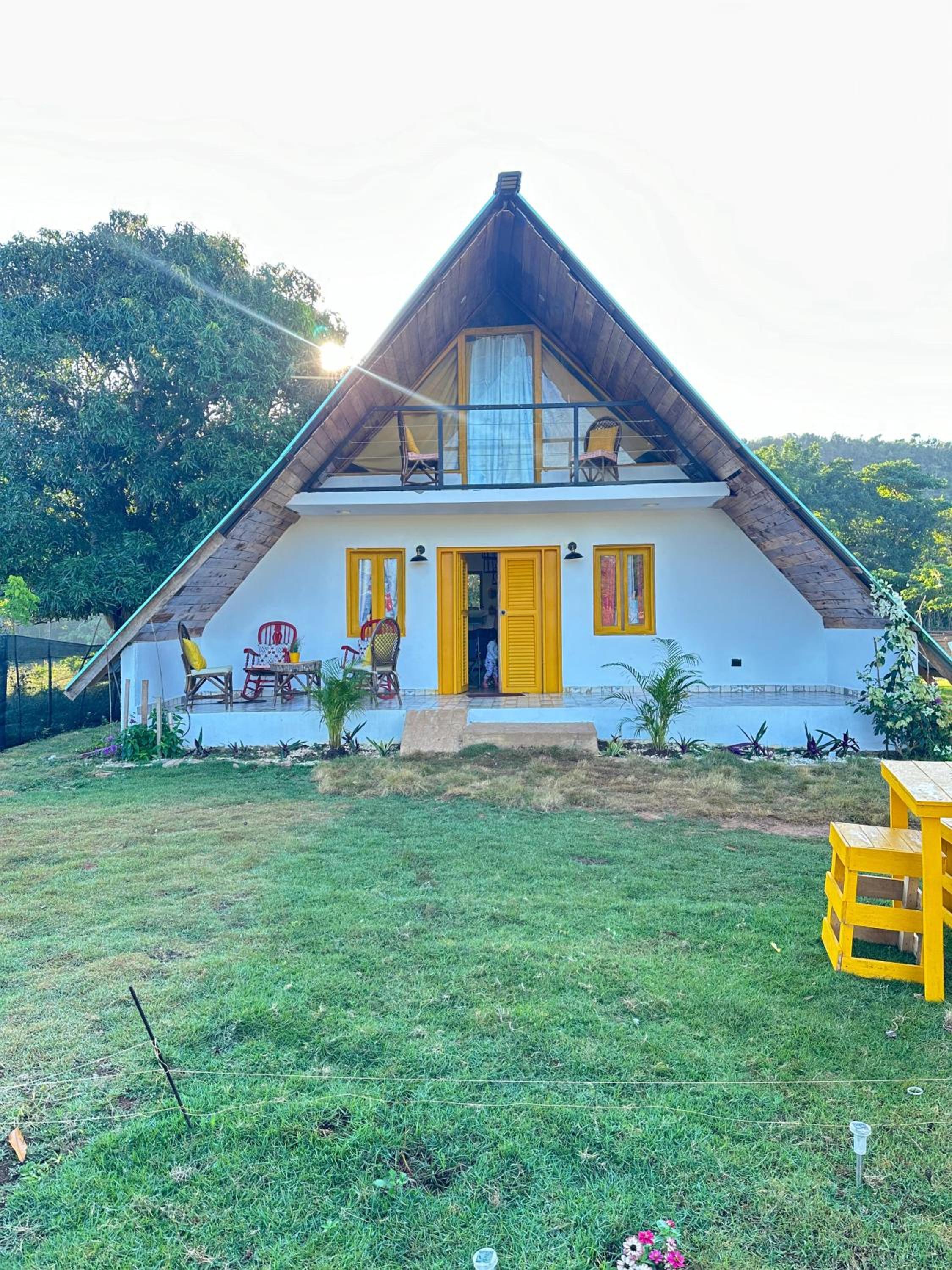 Dreamvilles Ecovillage Eco Villas with Jacuzzi near Beaches