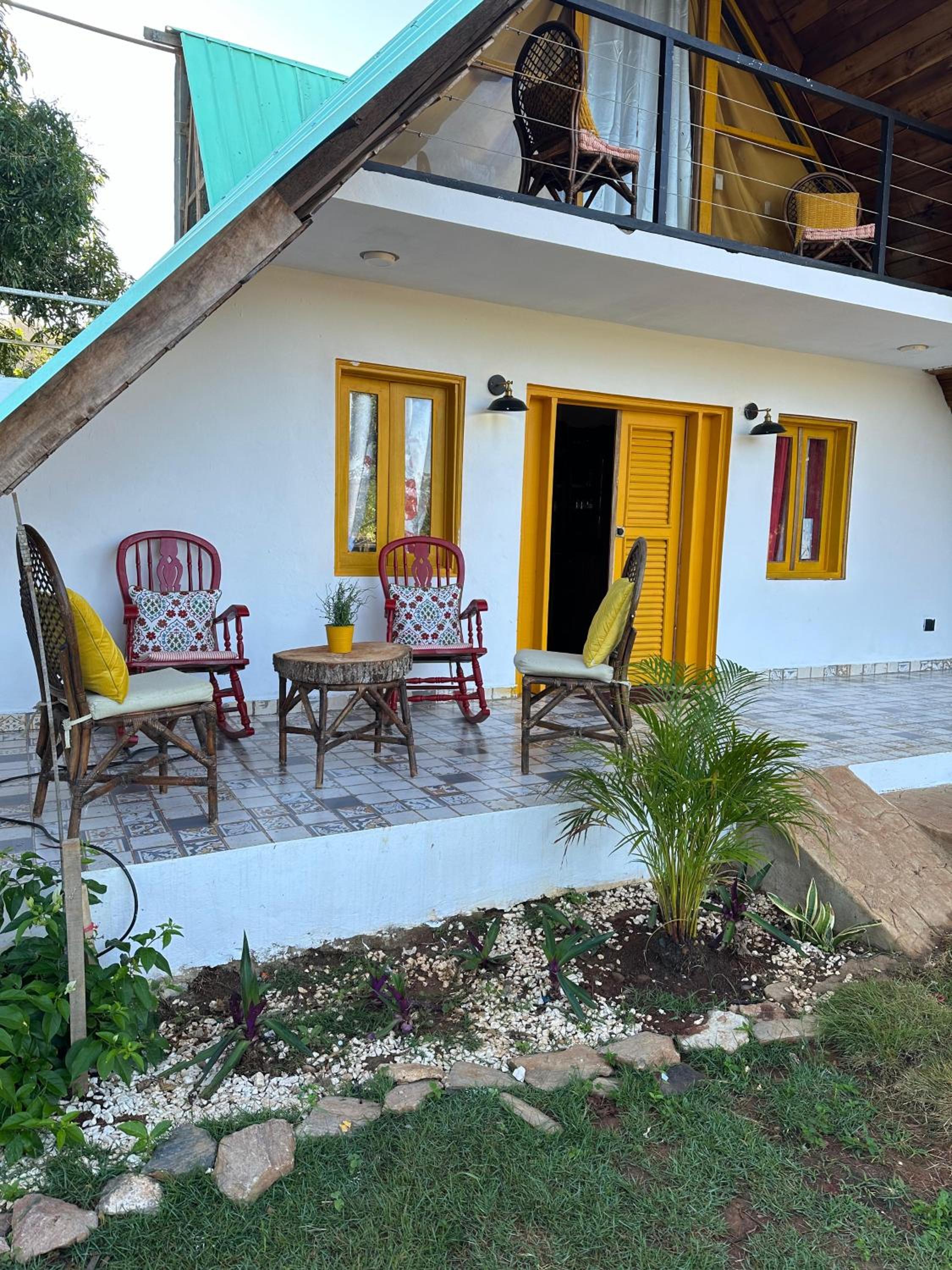 Dreamvilles Ecovillage Eco Villas with Jacuzzi near Beaches