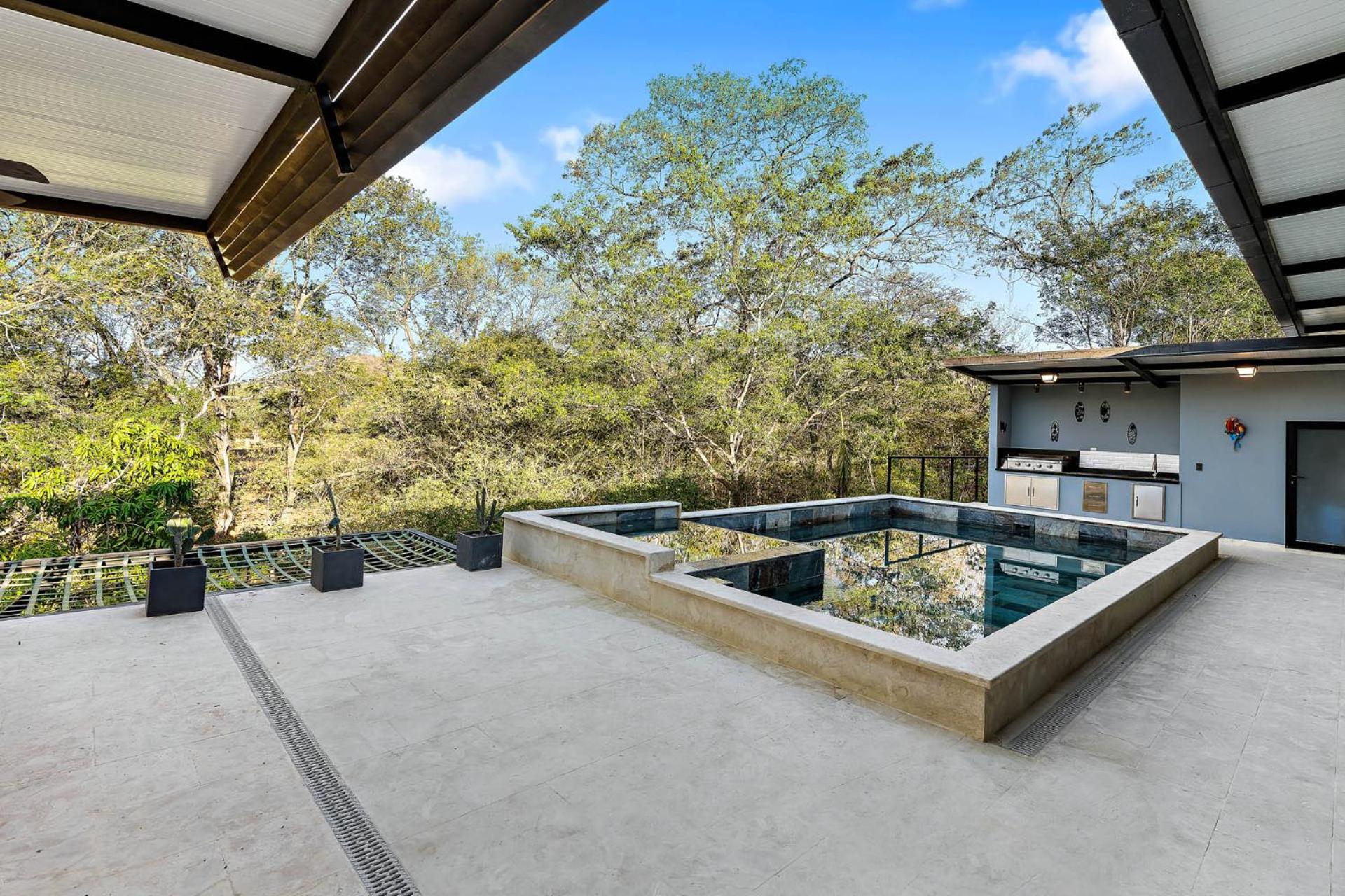 Brand-New 6BD Giant with Private Pool by SPCR