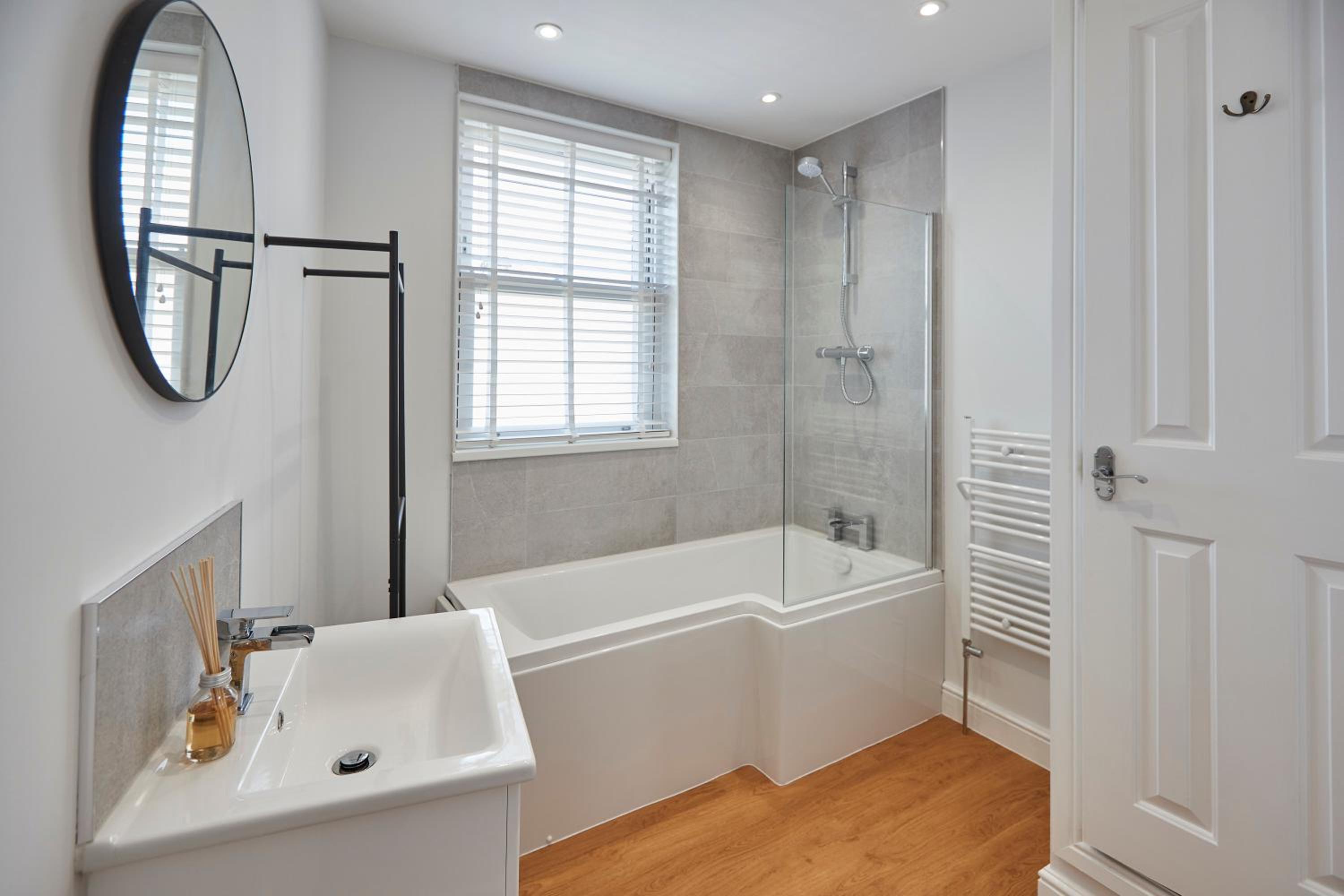 Roslyn House