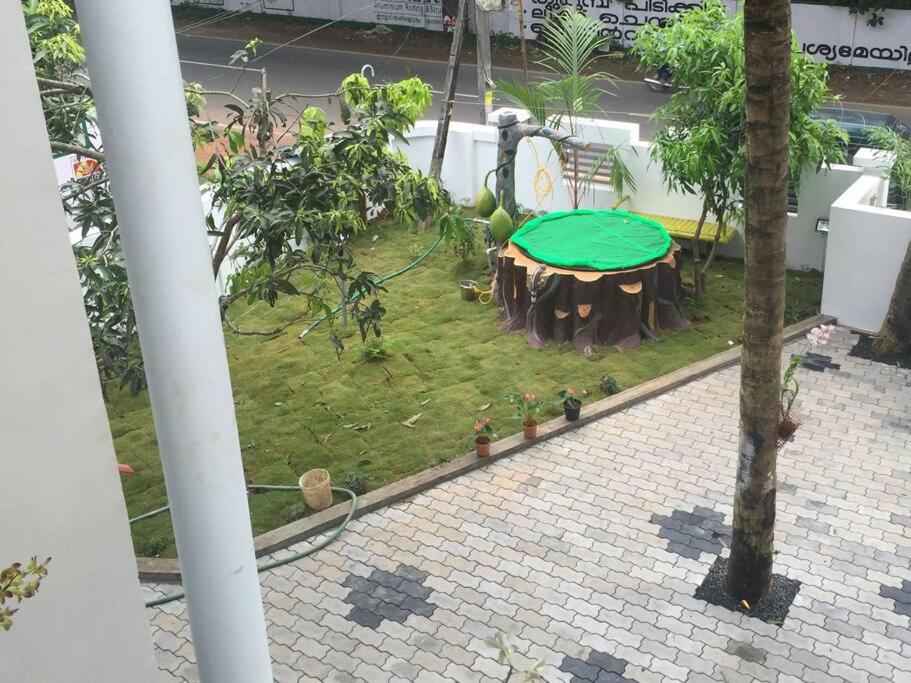 Anjilickal house, Entire private luxury villa view 3