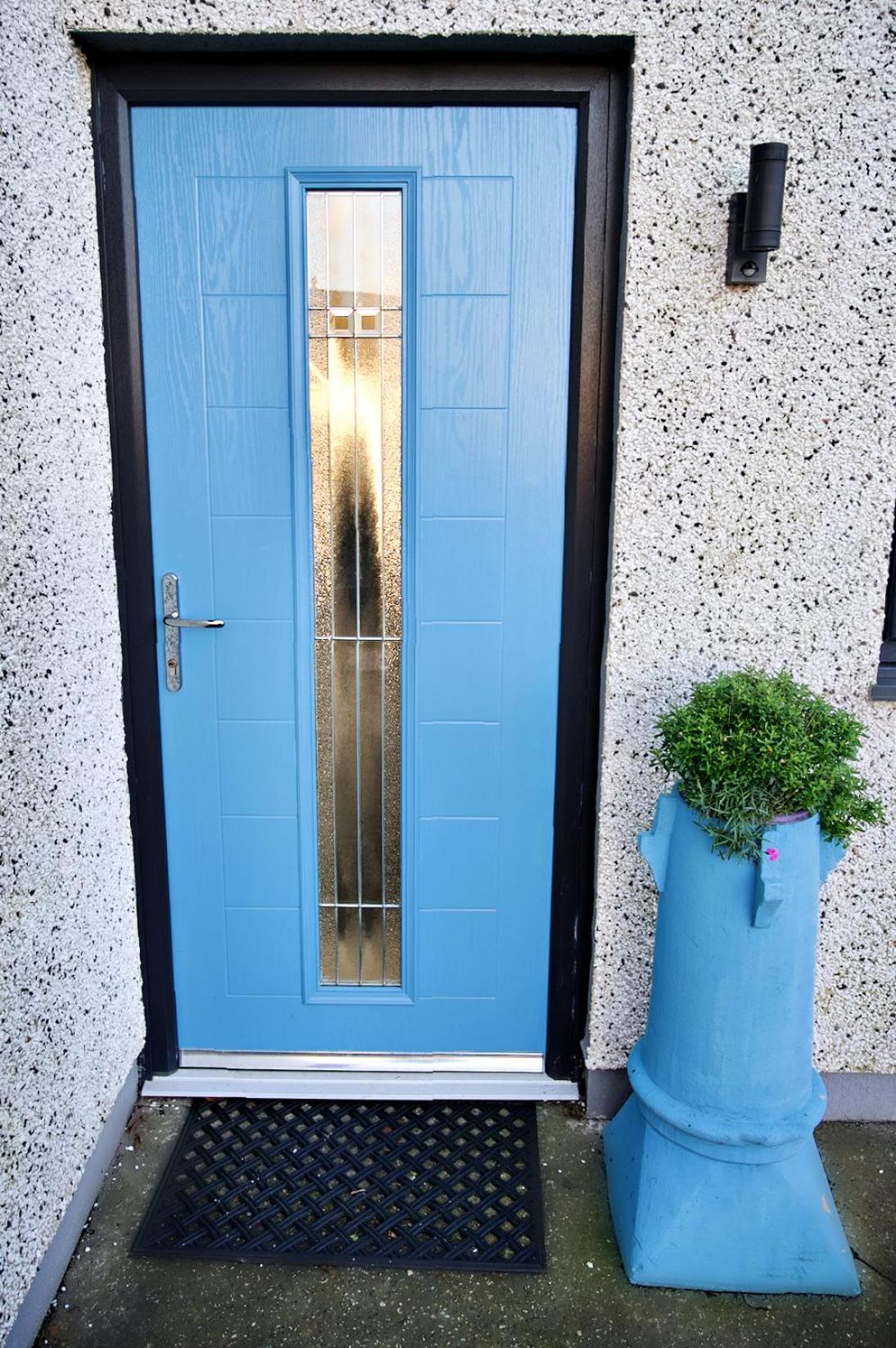 Criccieth 1 Bed Apartment Private patio Off Road Parking view 3