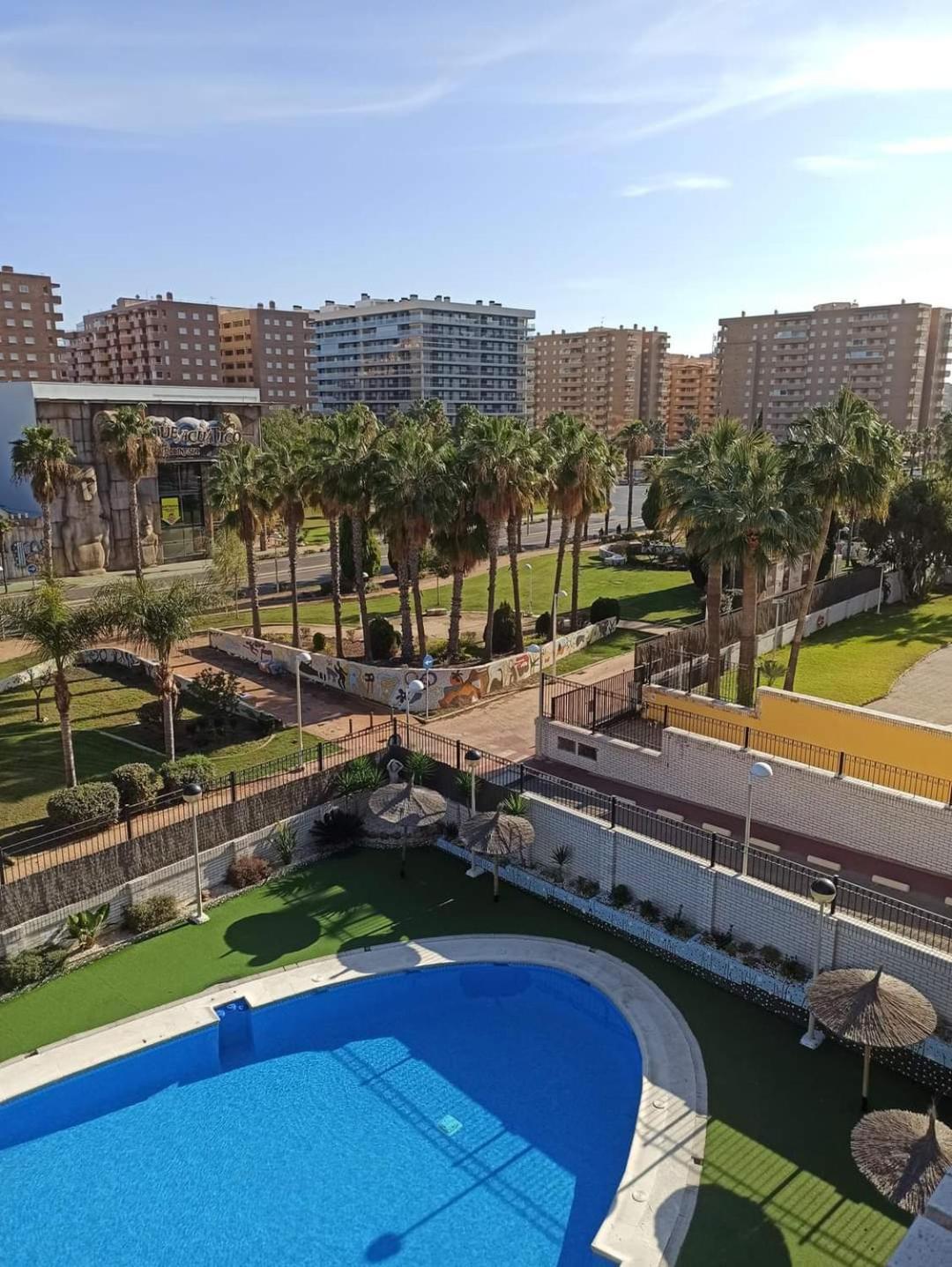 Apartamento en Magic World. Nueva Marina Dor view 4
