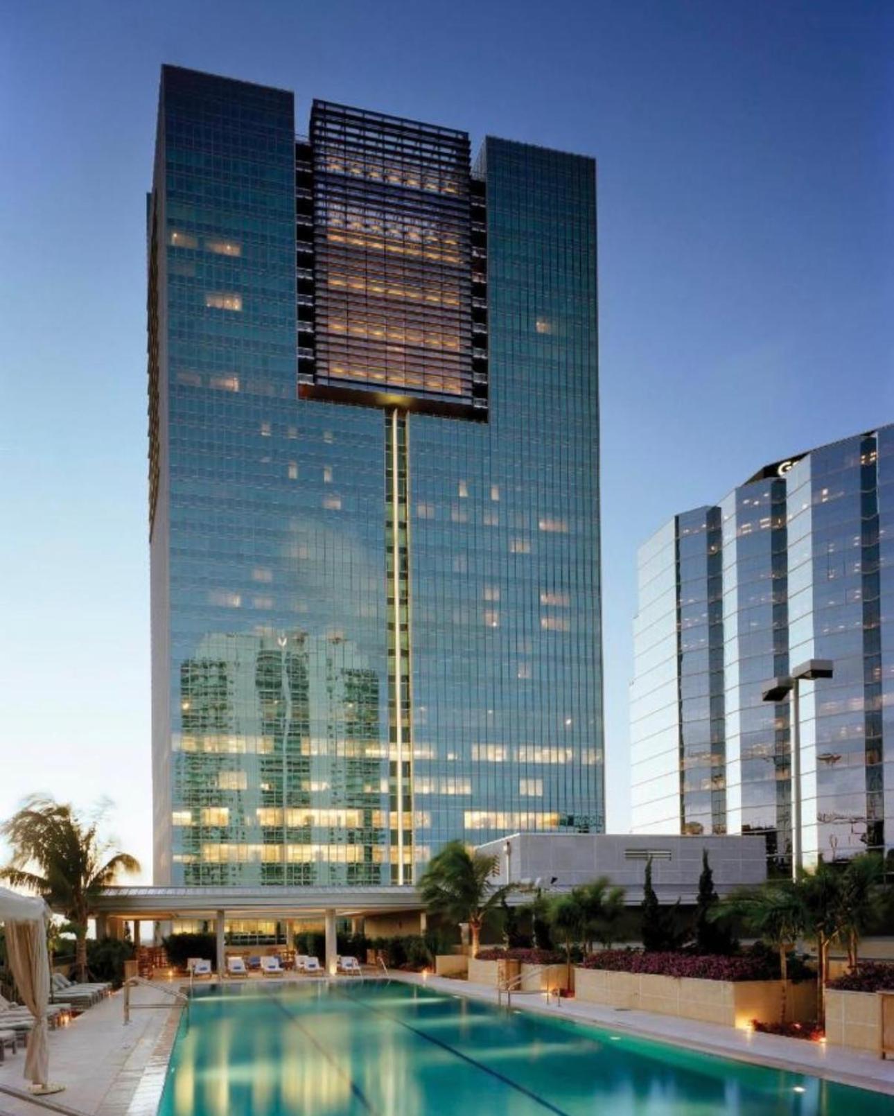 Hotel AKA Brickell Condo Free Parking by Palermo Home Miami - Image 1