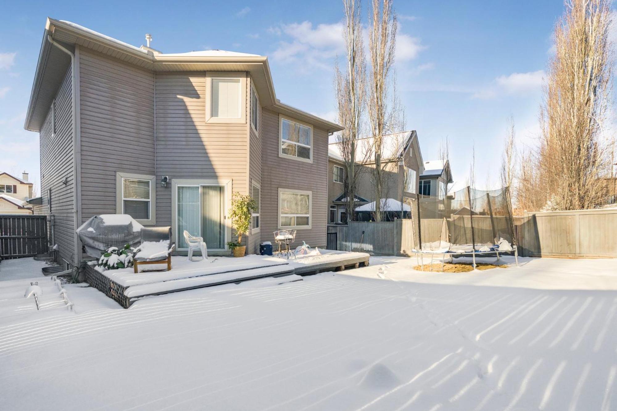 Cozy 2-Bedroom Basement Suite Retreat Calgary