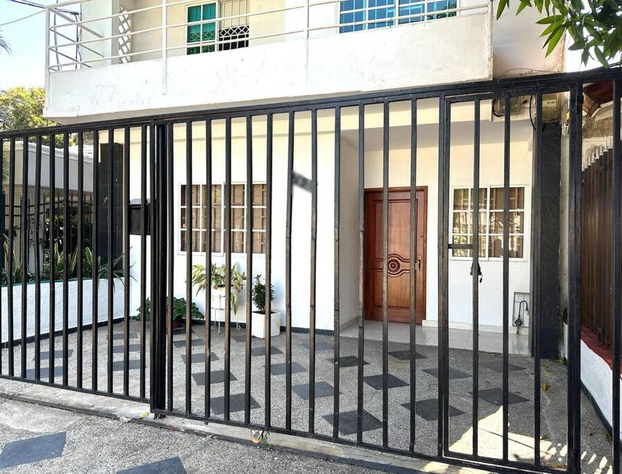 Great Location, Apartment Close to the Malecón