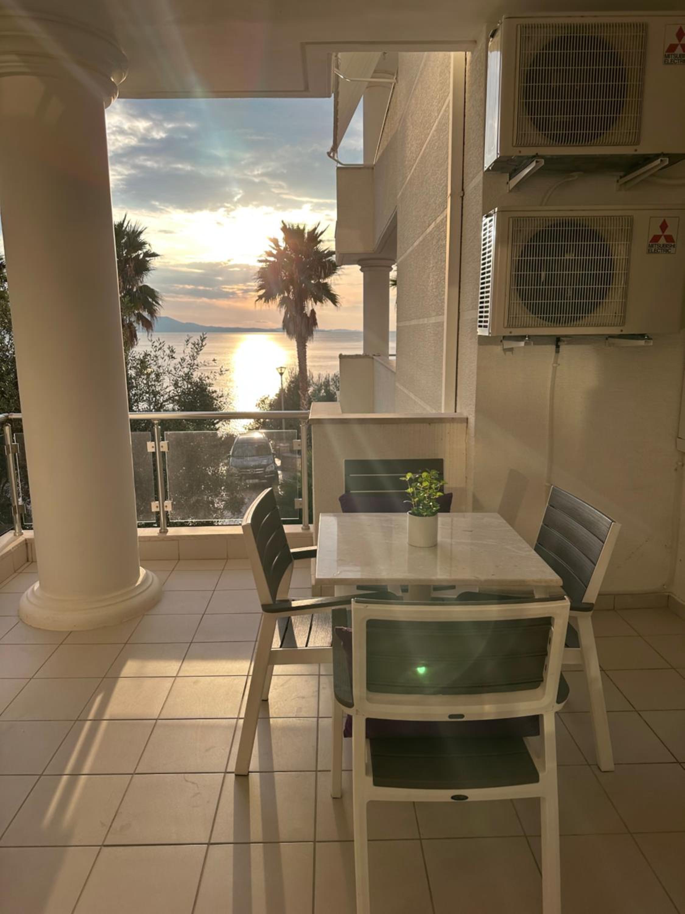 White Coast Apartment