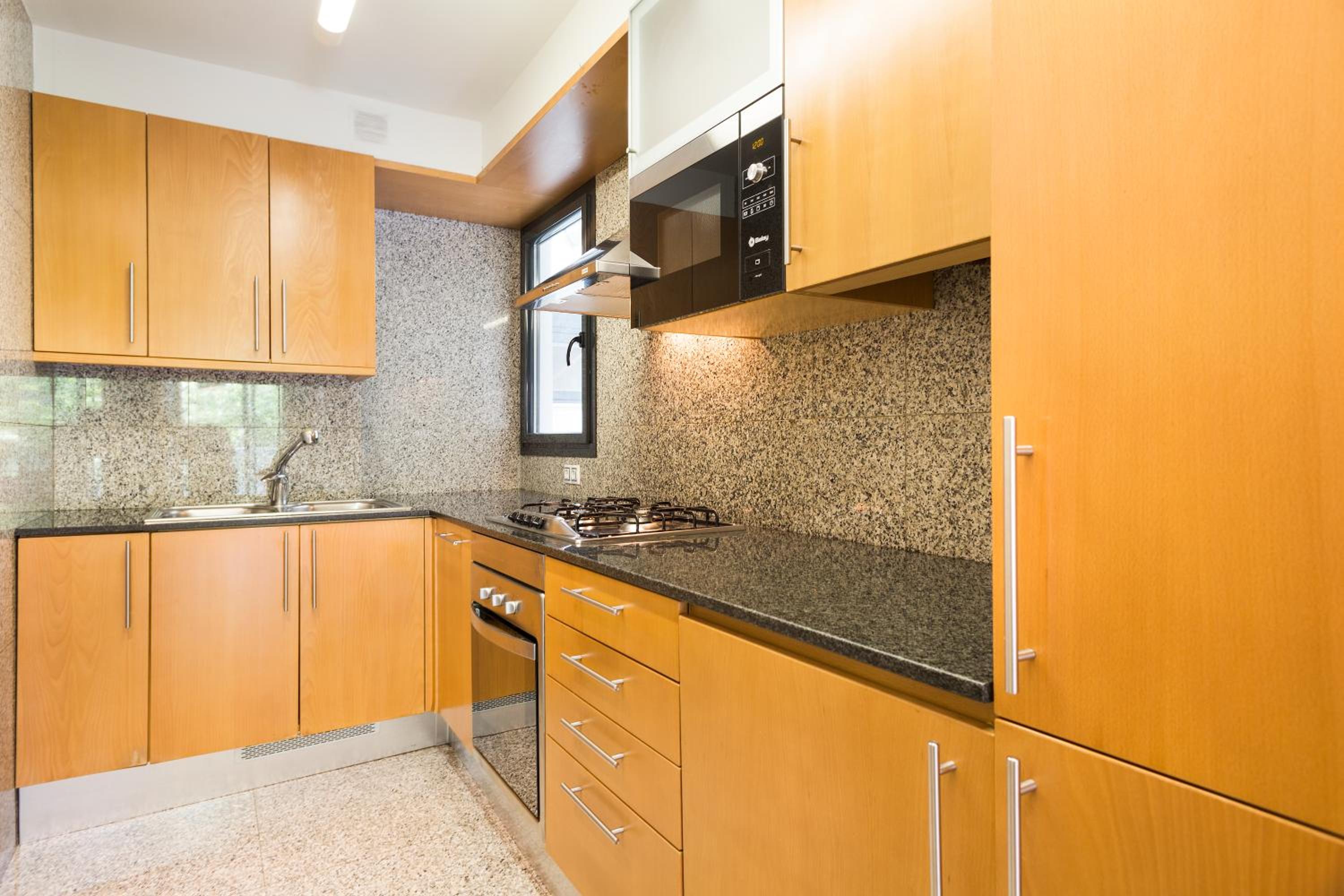 My Space Emirates - Spacious Apartments near the City Center