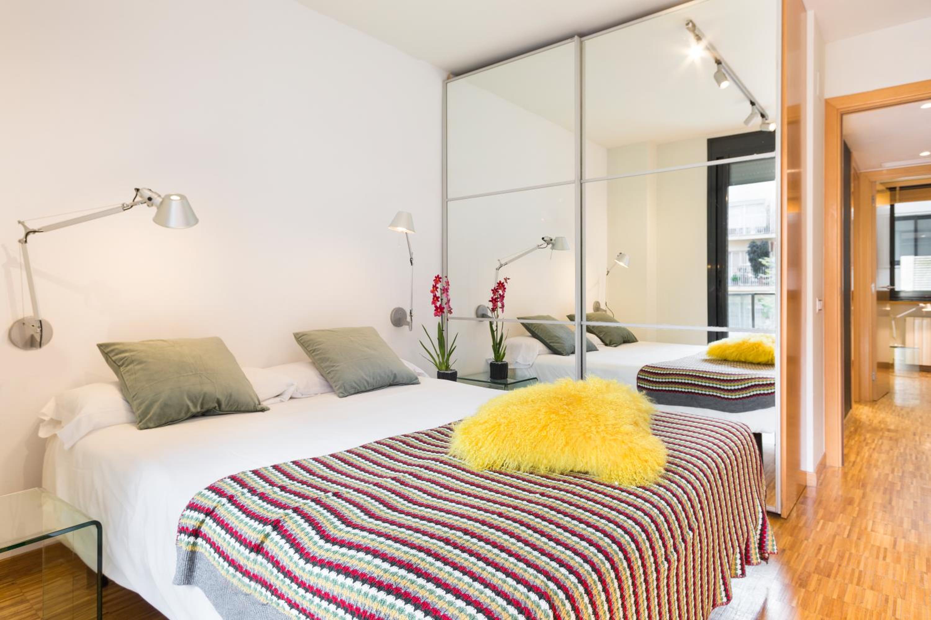 My Space Emirates - Spacious Apartments near the City Center