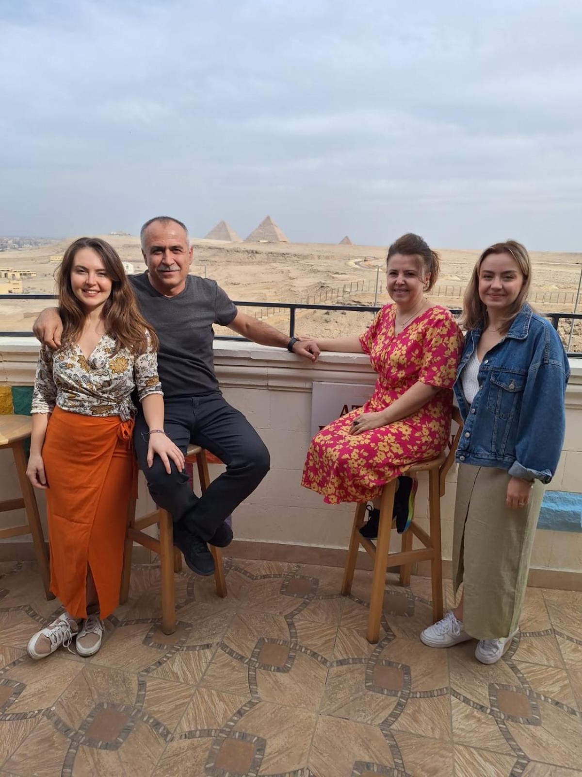 Atlantis Pyramids Inn New