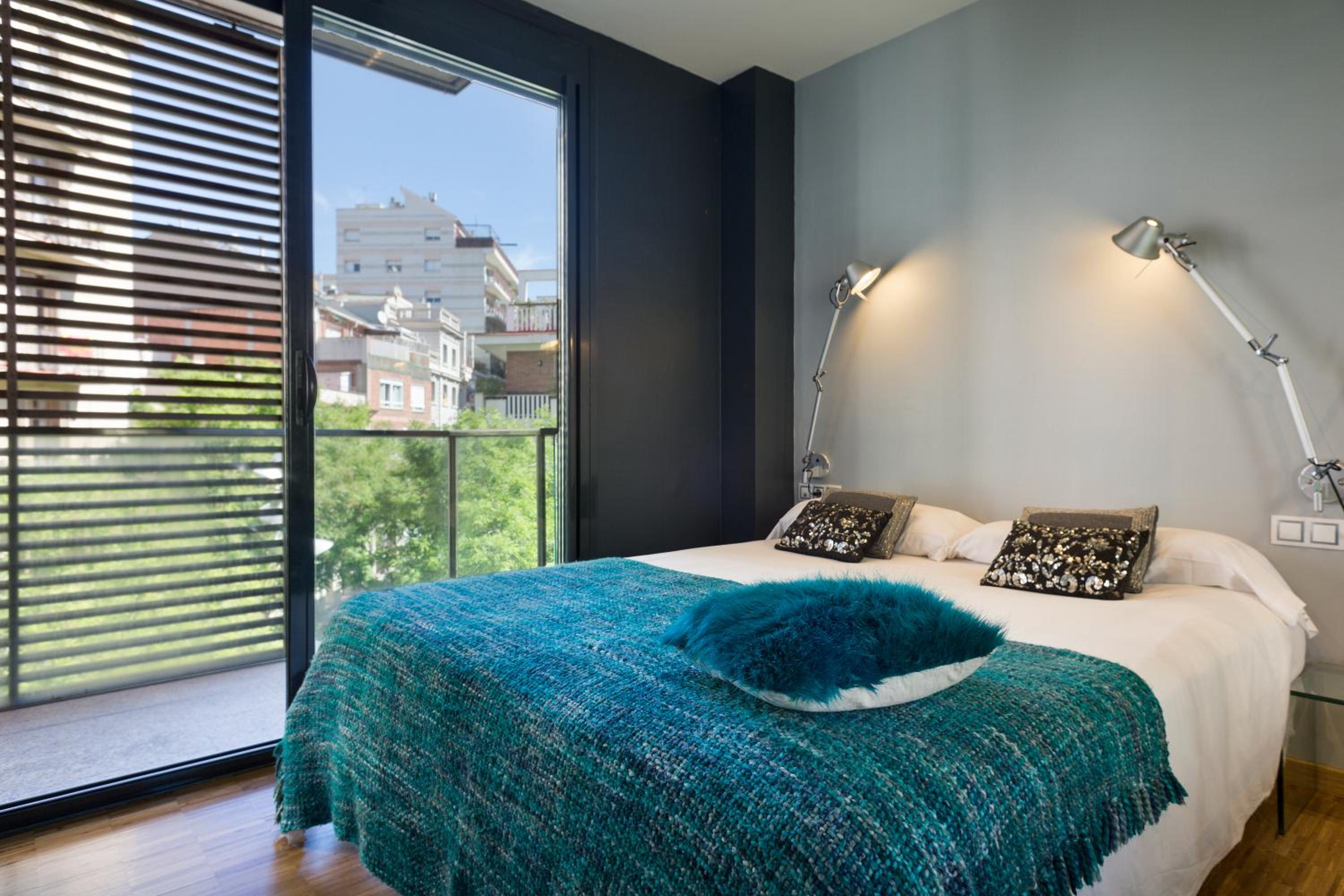 My Space Emirates - Spacious Apartments near the City Center